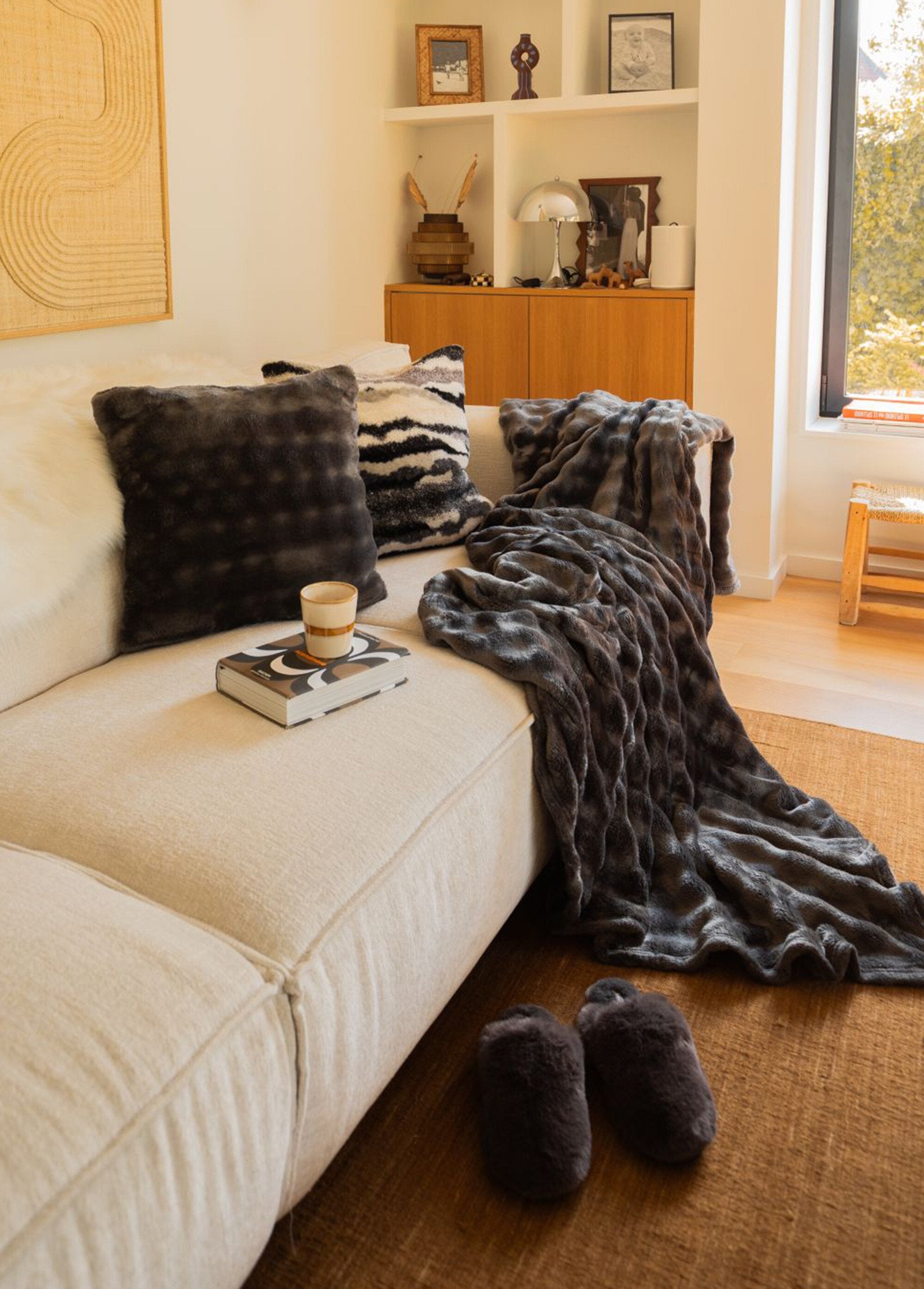 Calde_pantofole_mules_in_morbida_pelliccia_Gris_SF1_slim