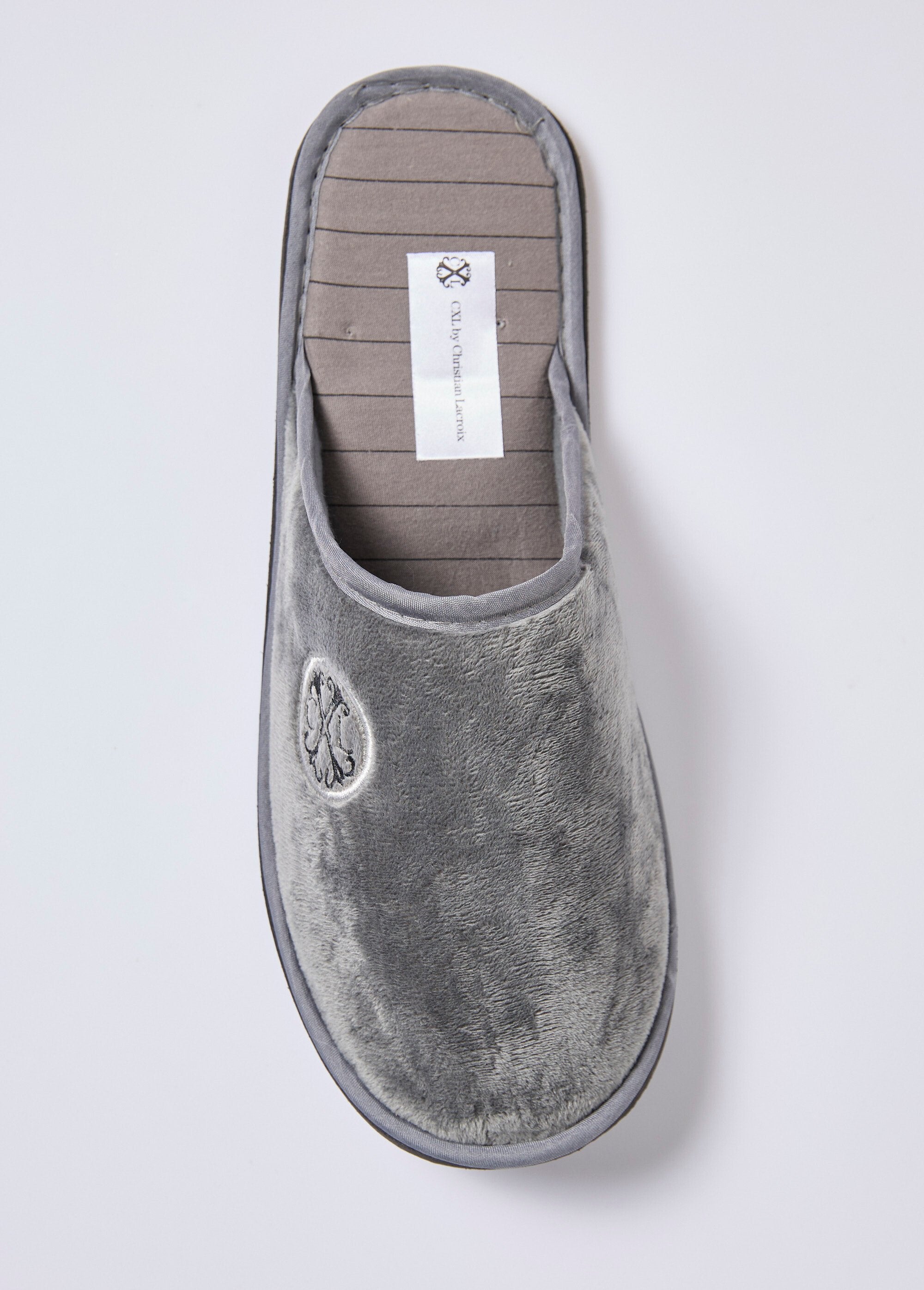 Chaussons_mules_logo_brodé_Gris_OV1_slim