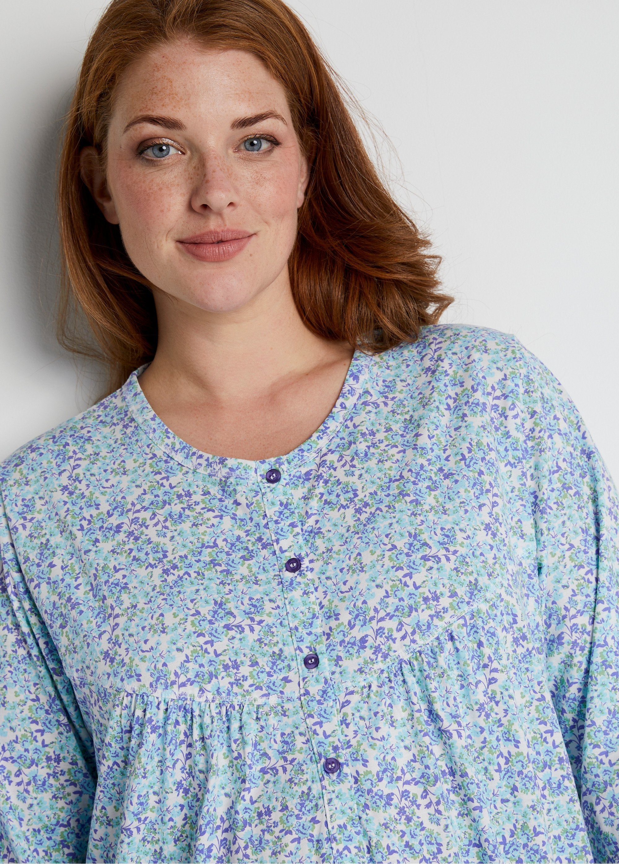 Camicia_da_notte_lunga_in_cotone_stampato_Stampa_blu_indaco_DE1_curvy