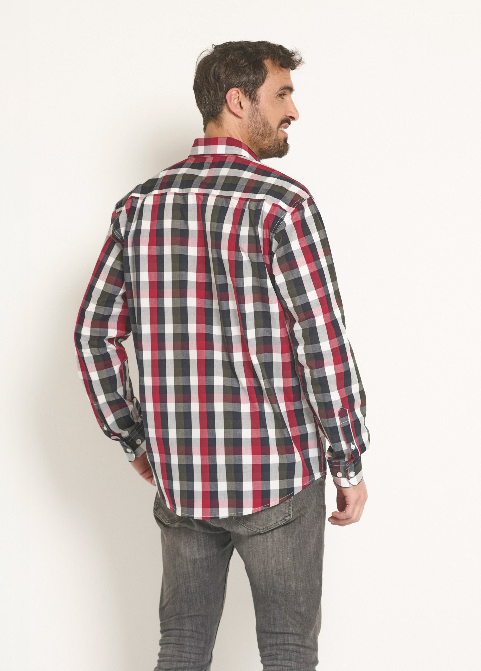 Camicia_grande_in_cotone_a_quadri_Marine_et_rouge_DO1_slim