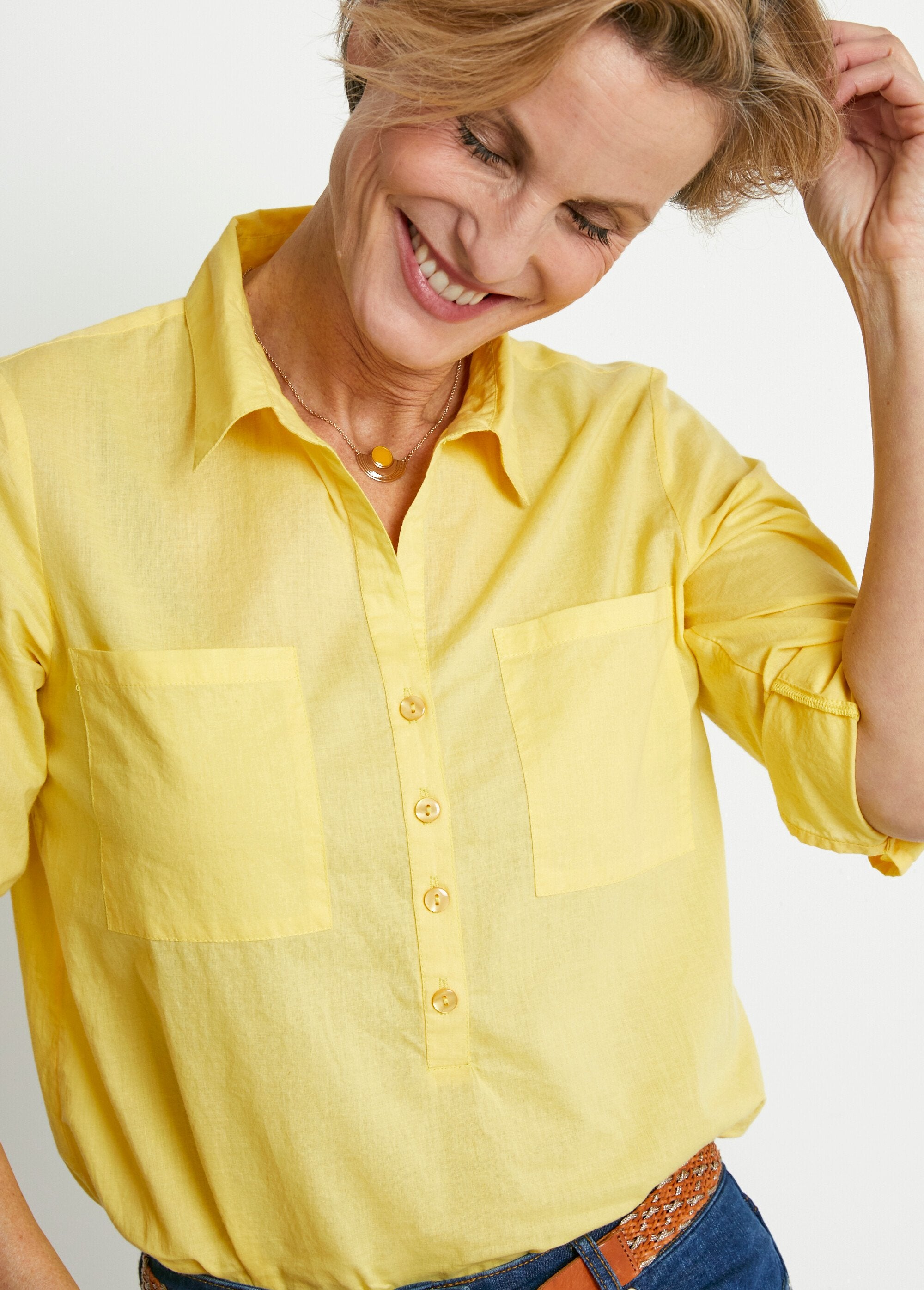 Camicetta_lunga_in_cotone_stampato_con_bottoni_Jaune_DE3_slim