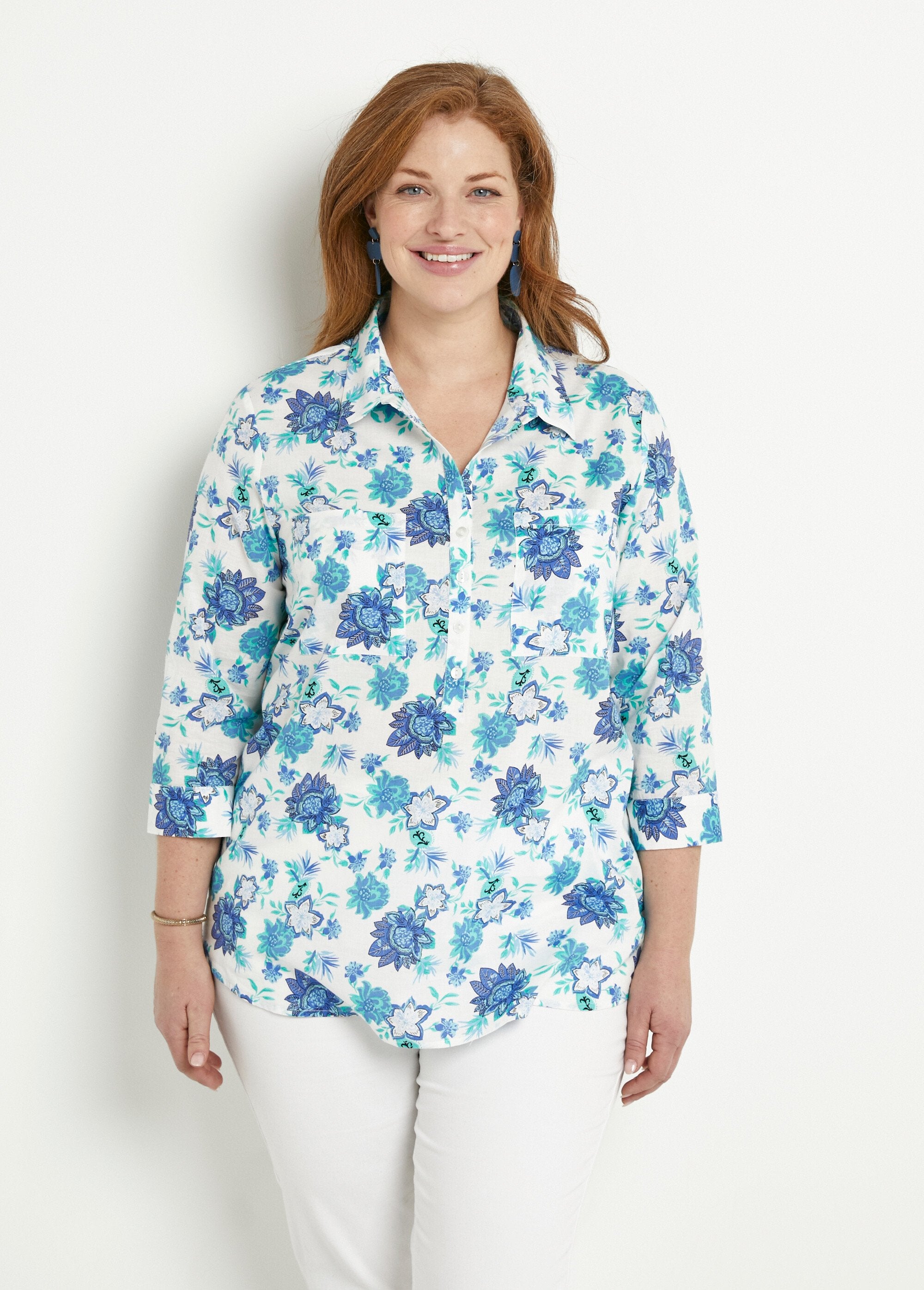 Camicetta_lunga_in_cotone_con_stampa_floreale_Imprime_bleu_FA1_curvy