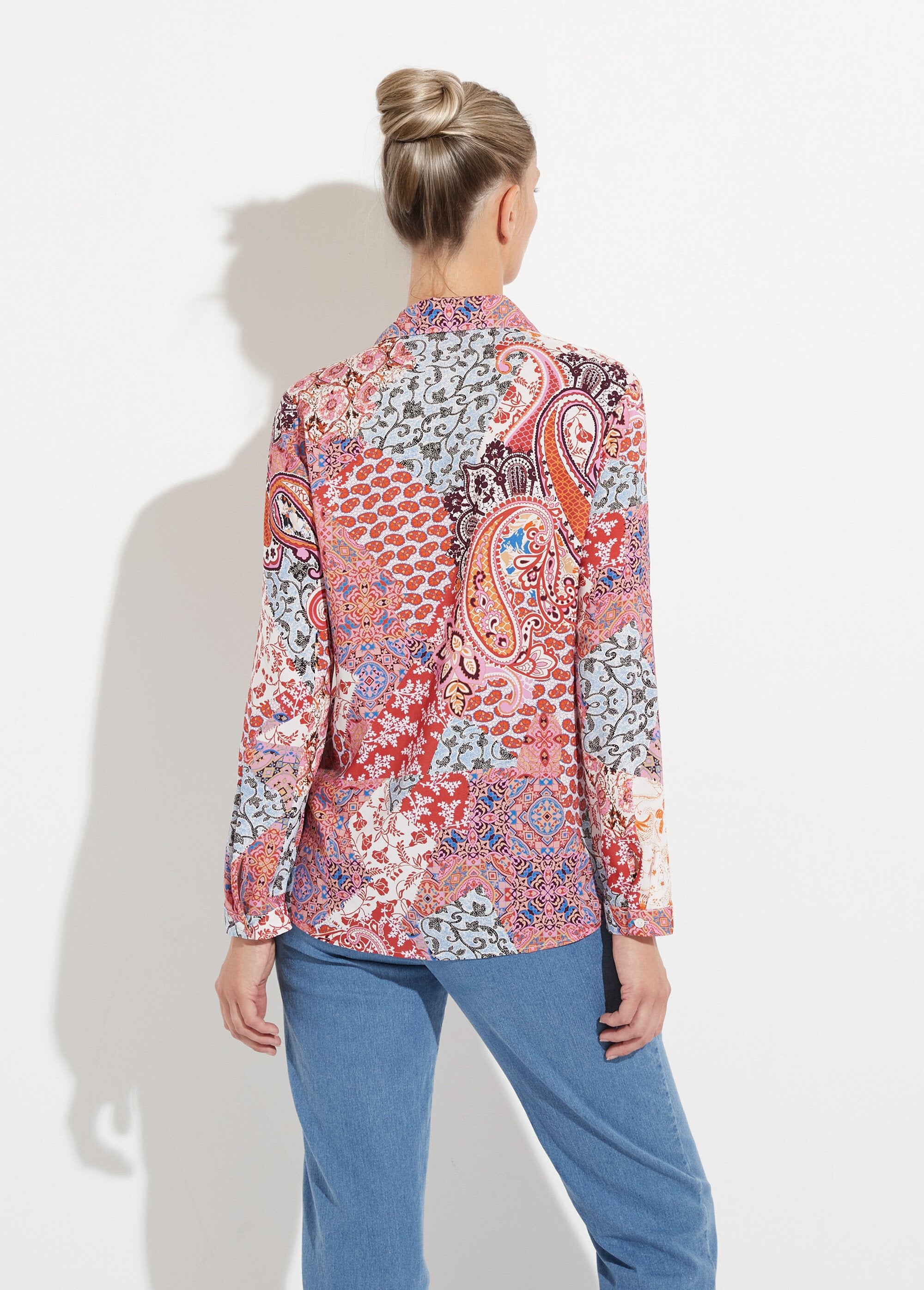 Camicetta_lunga_con_bottoni_e_stampa_cachemire_Imprime_rose_DO1_slim