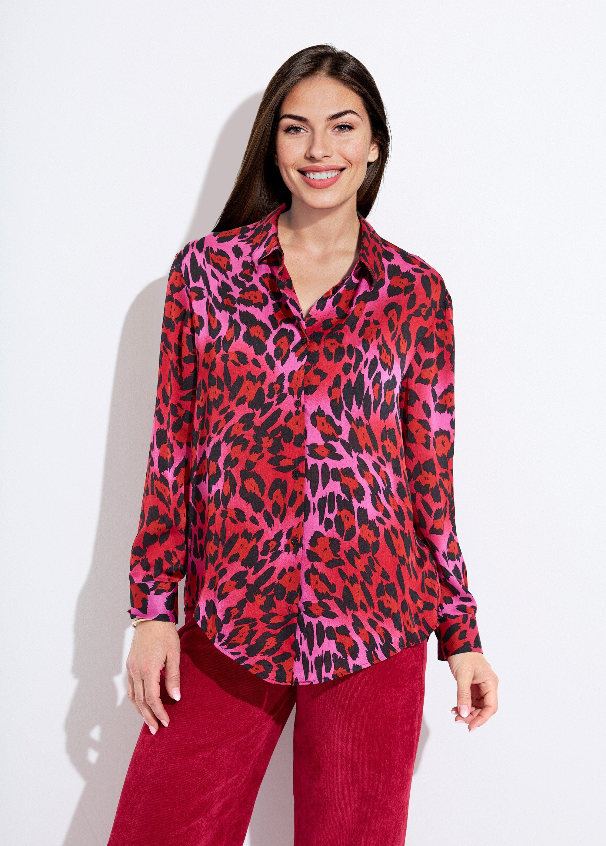 Camicetta_button-down_in_raso_a_maniche_lunghe_Imprime_fuchsia_FA1_slim