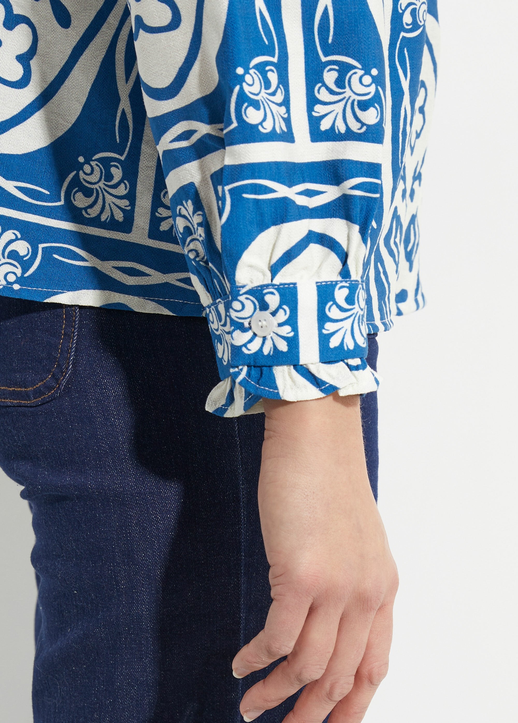 Camicetta_con_colletto_alla_Peter_Pan,_motivo_fantasia_Bleu_imprime_DE2_slim