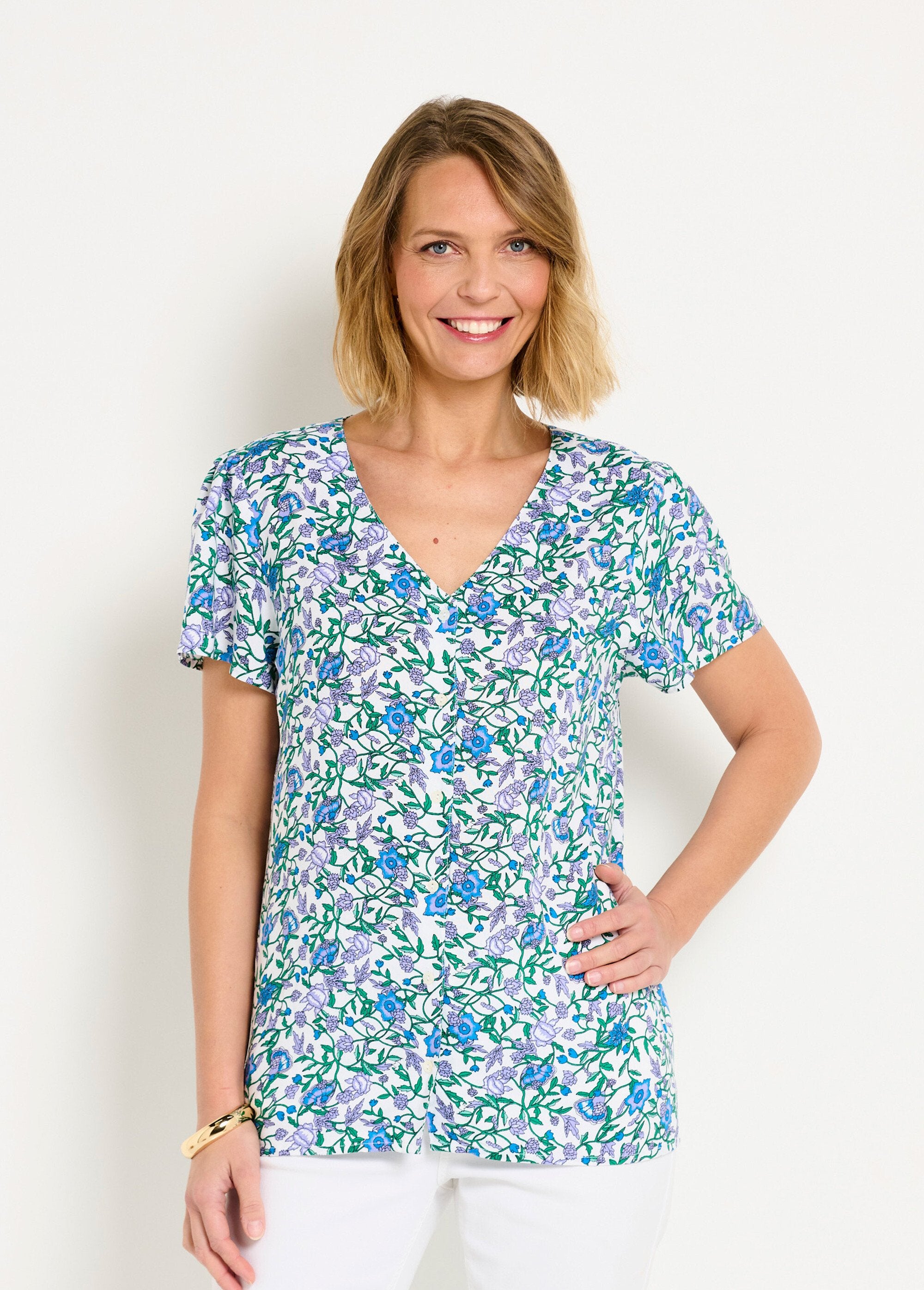 Camicetta_floreale_con_maniche_corte_e_scollo_a_V_Imp_vert_FA1_slim