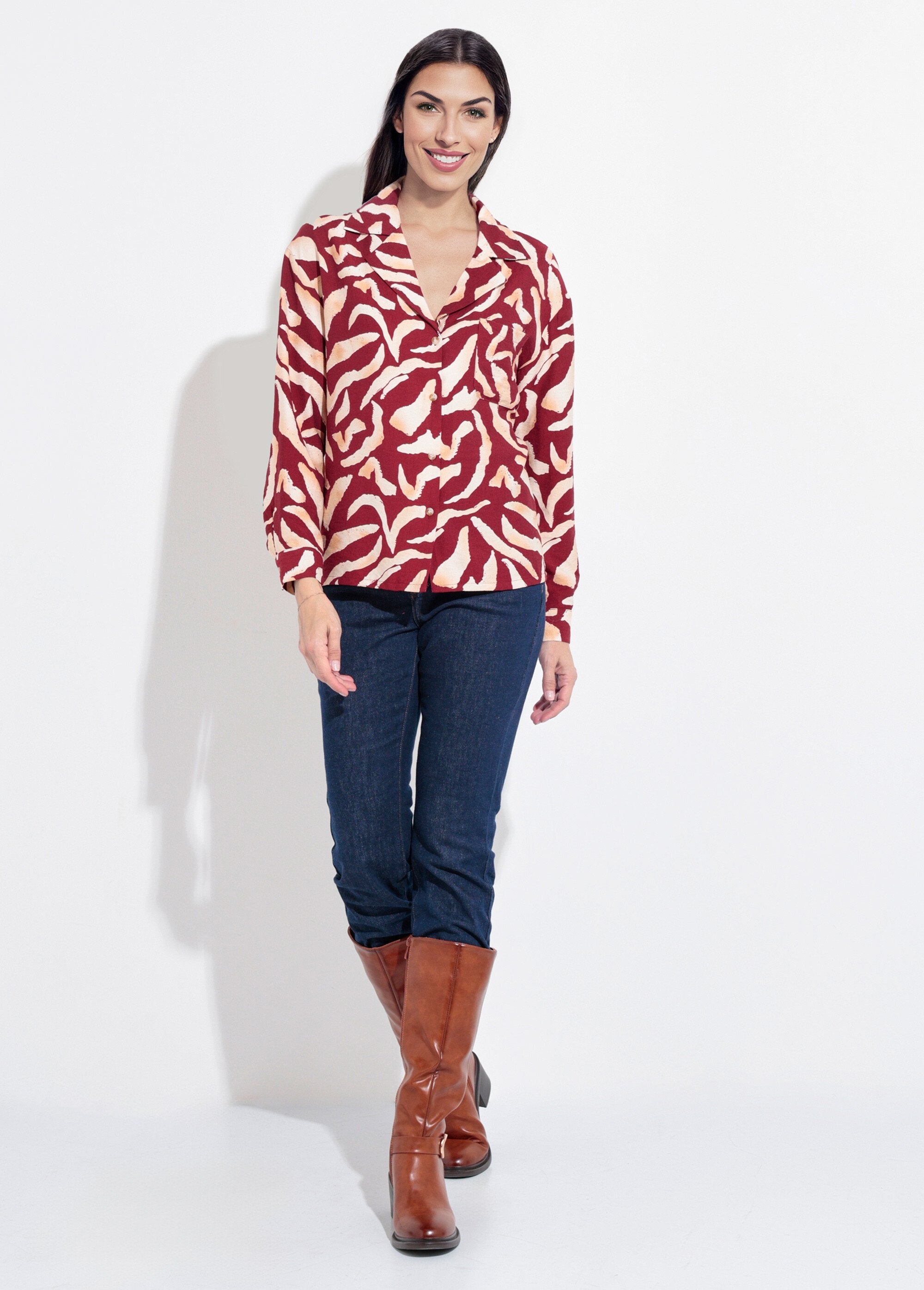 Camicia_con_stampa_grafica_e_colletto_sartoriale_Bordeaux_et_ecru_SF1_slim
