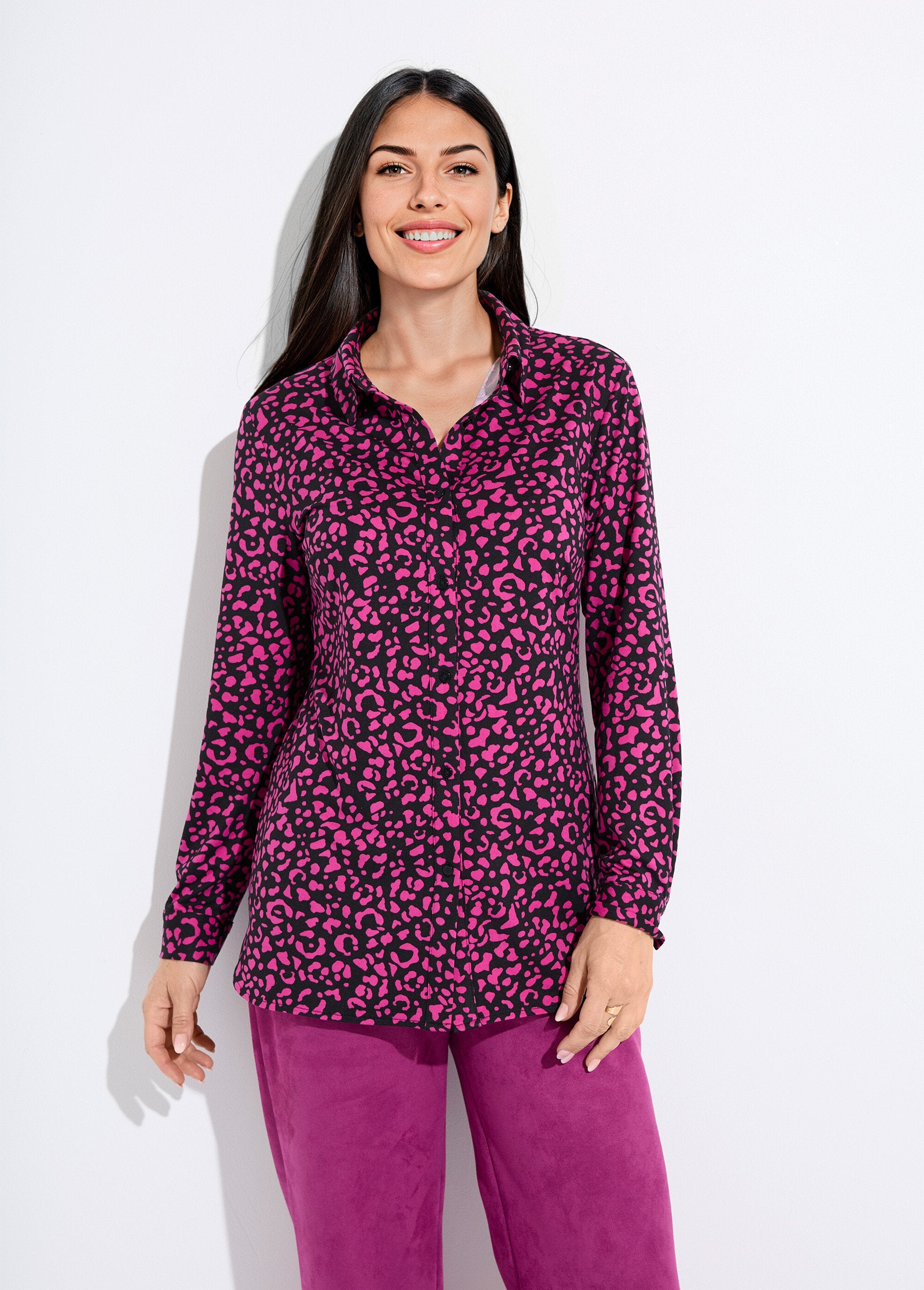 Camicetta_in_maglia_calda_con_stampa_animalier_Noir_et_fuchsia_FA1_slim