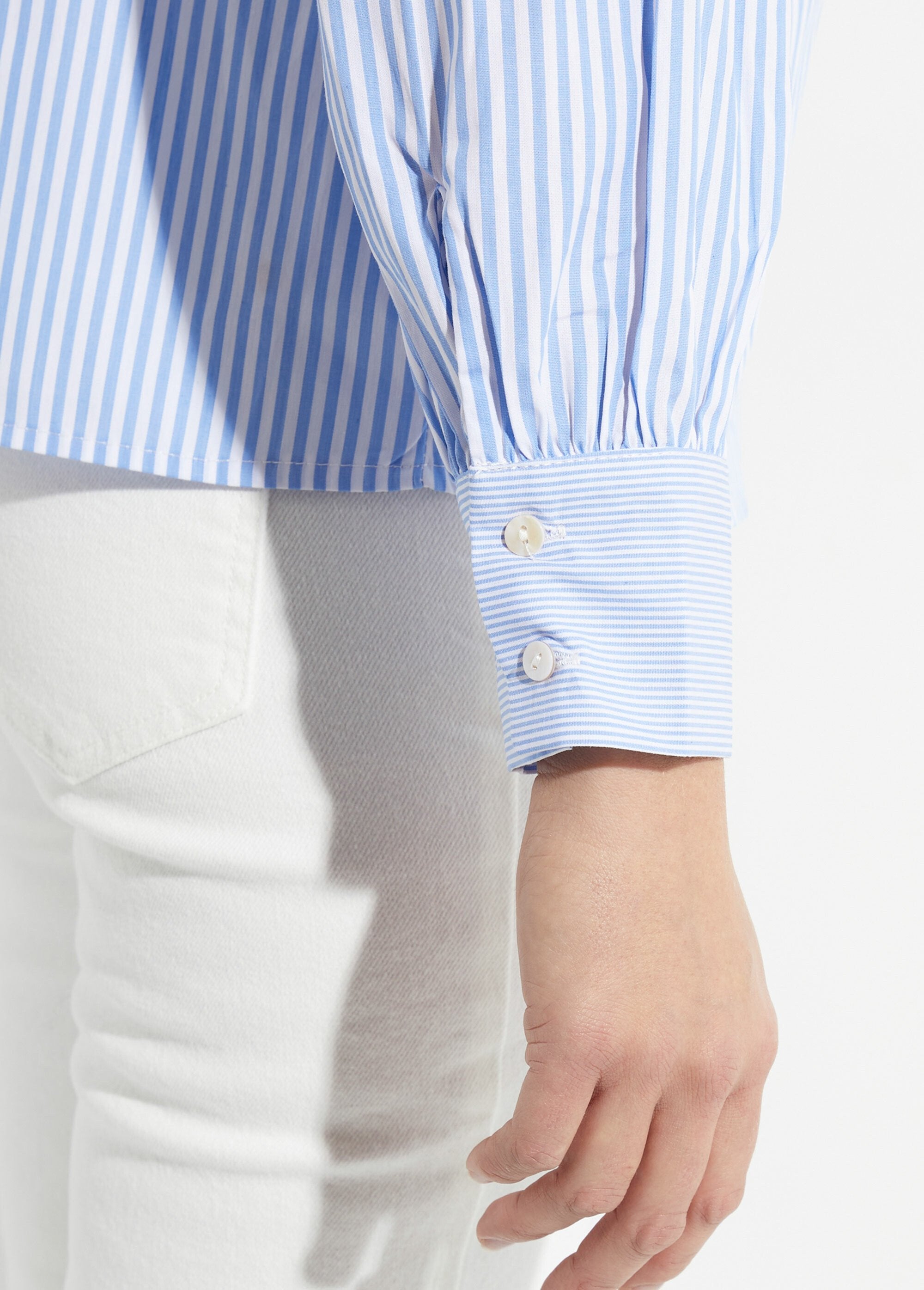 Camicetta_a_righe_plissettata_con_collo_alto_Bleu_raye_DE2_slim