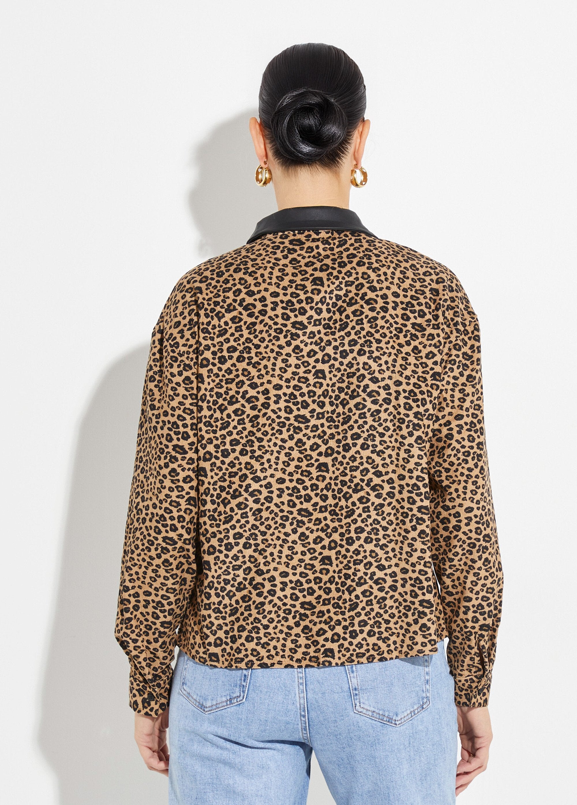 Camicetta_in_velluto_leopardato_con_colletto_finto_Leopard_DO1_slim