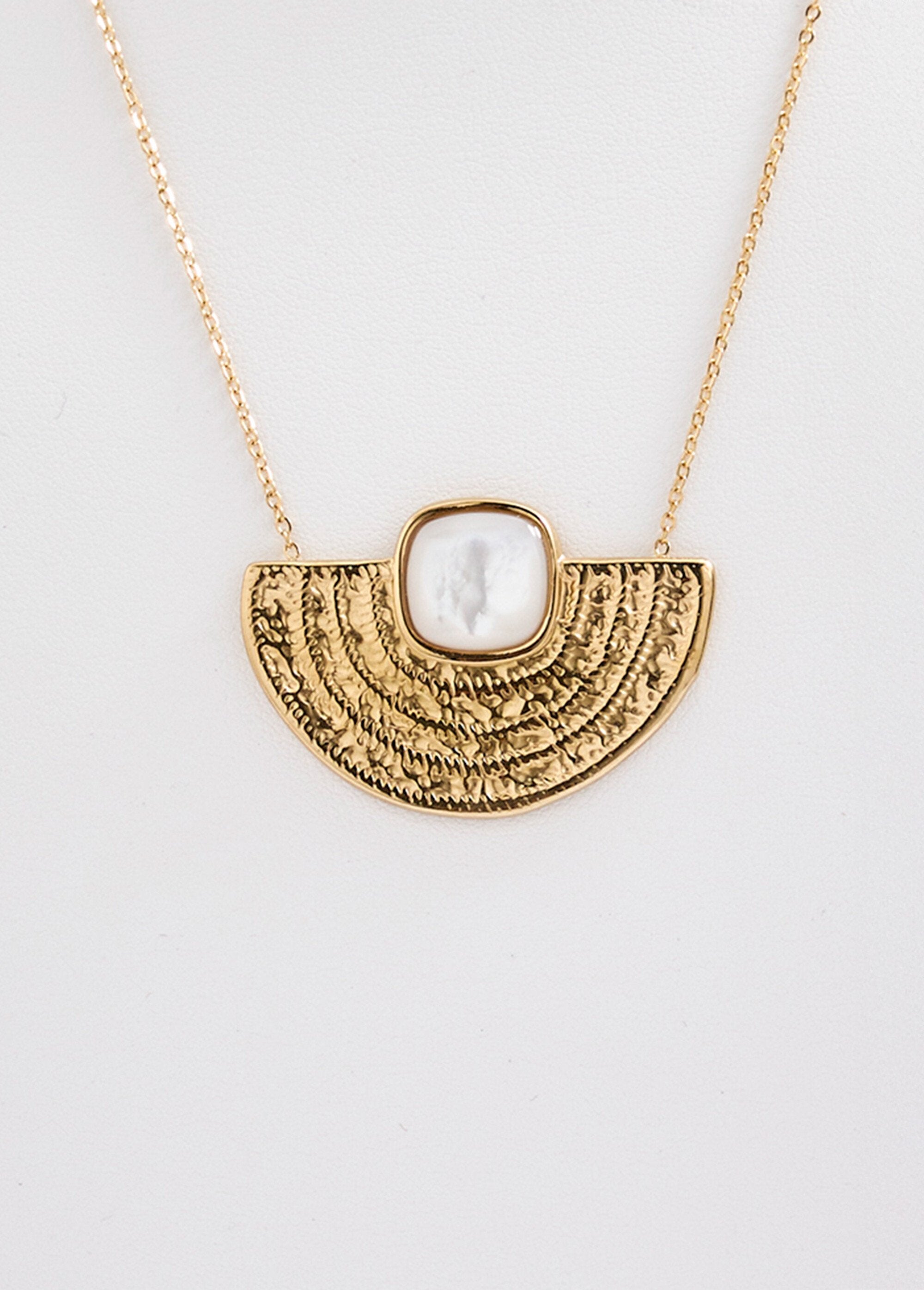 Collana_con_ciondolo_in_acciaio_inossidabile_placcato_oro_e_madreperla_Dore_et_blanc_DE1_slim