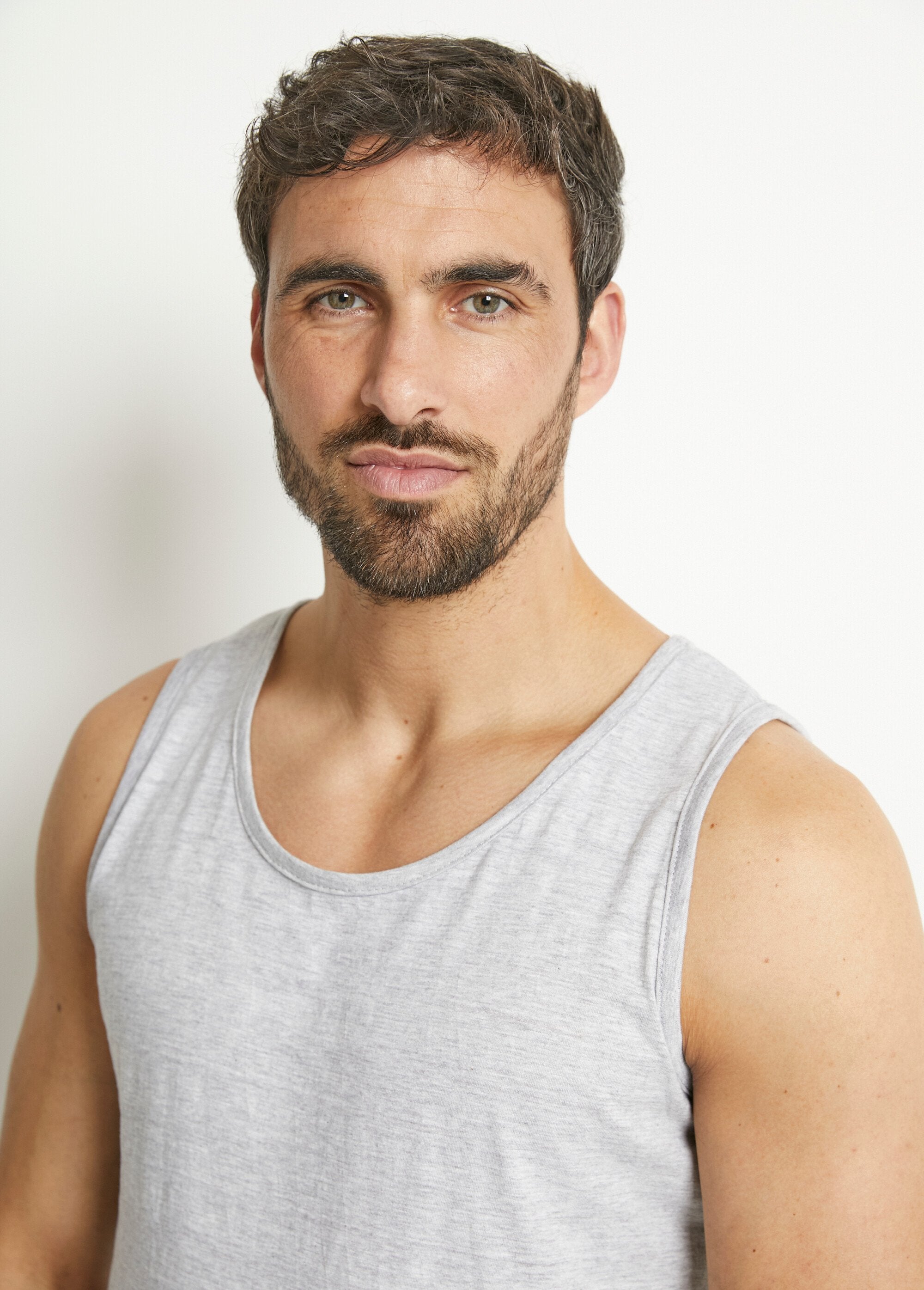 Canotta_senza_maniche_con_scollo_rotondo_Gris_DE1_slim