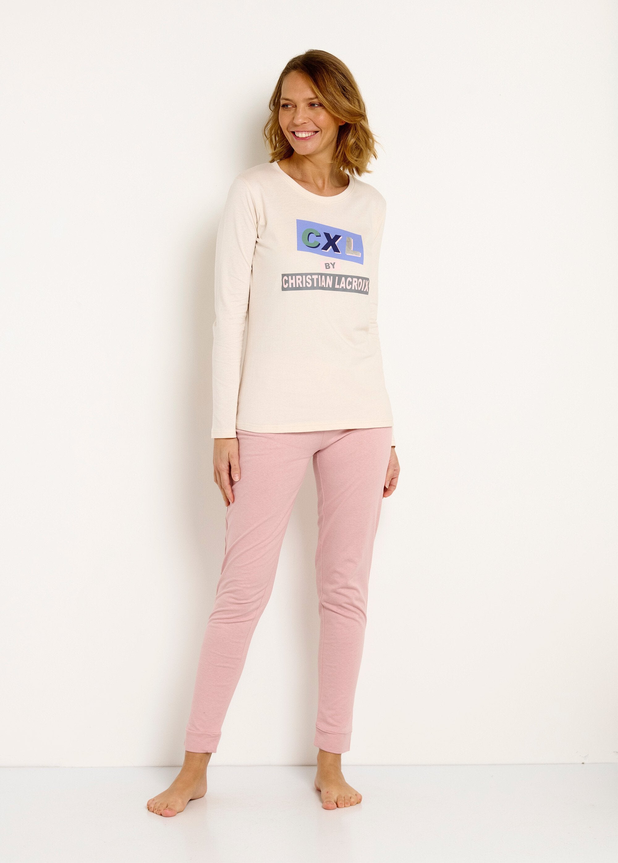 Pigiama_a_maniche_lunghe_in_maglia_Rose_FA1_slim