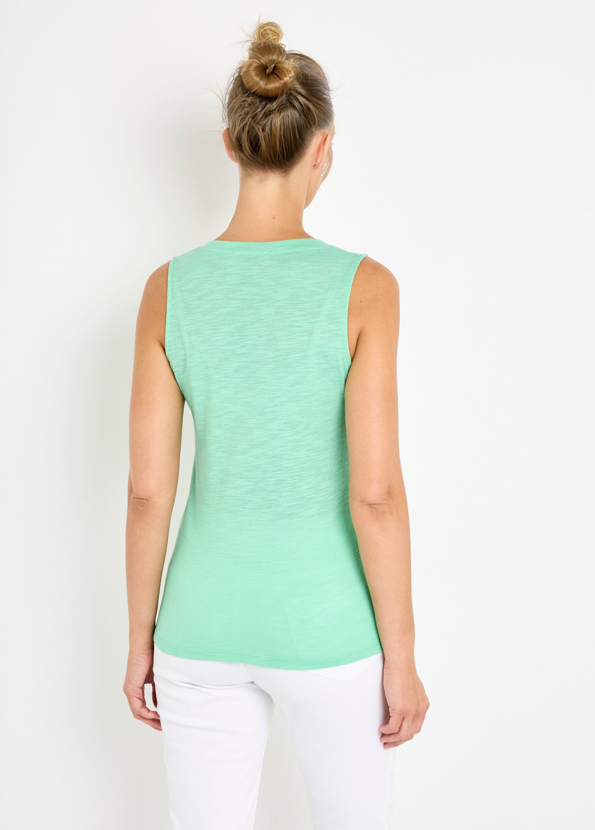 Canotta_in_maglia_fiammata_con_collo_a_ballerina_Vert_DO1_slim