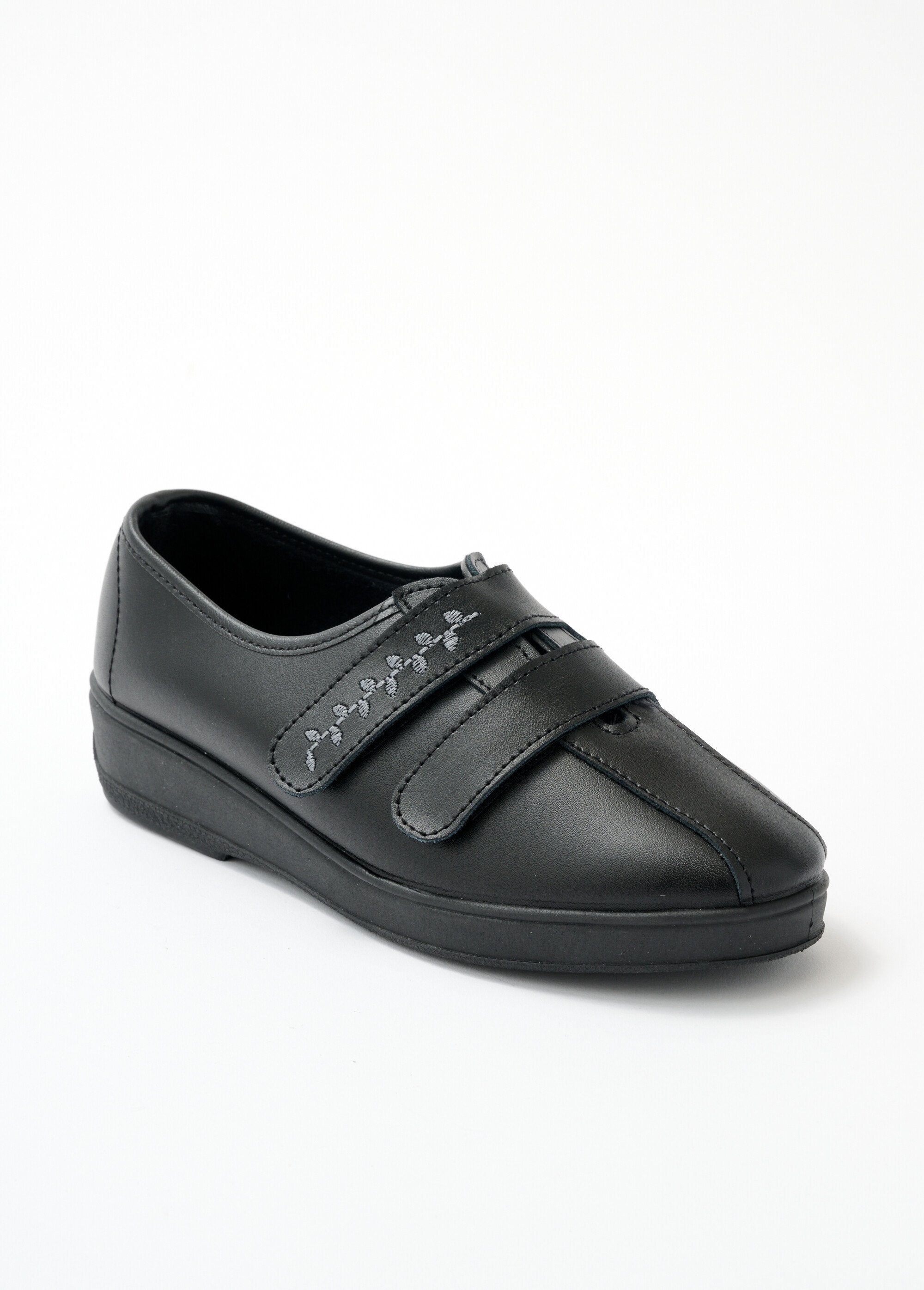 Derbies_larghe_in_pelle_ricamate_con_velcro_NERO_FA1_slim