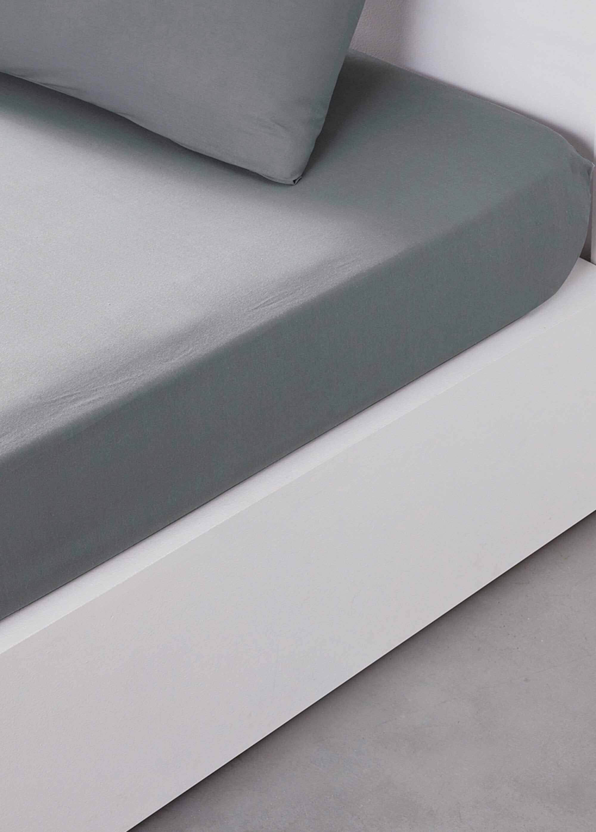 Lenzuolo_a_pieghe_in_cotone_tinta_unita_Acier_DE1_slim