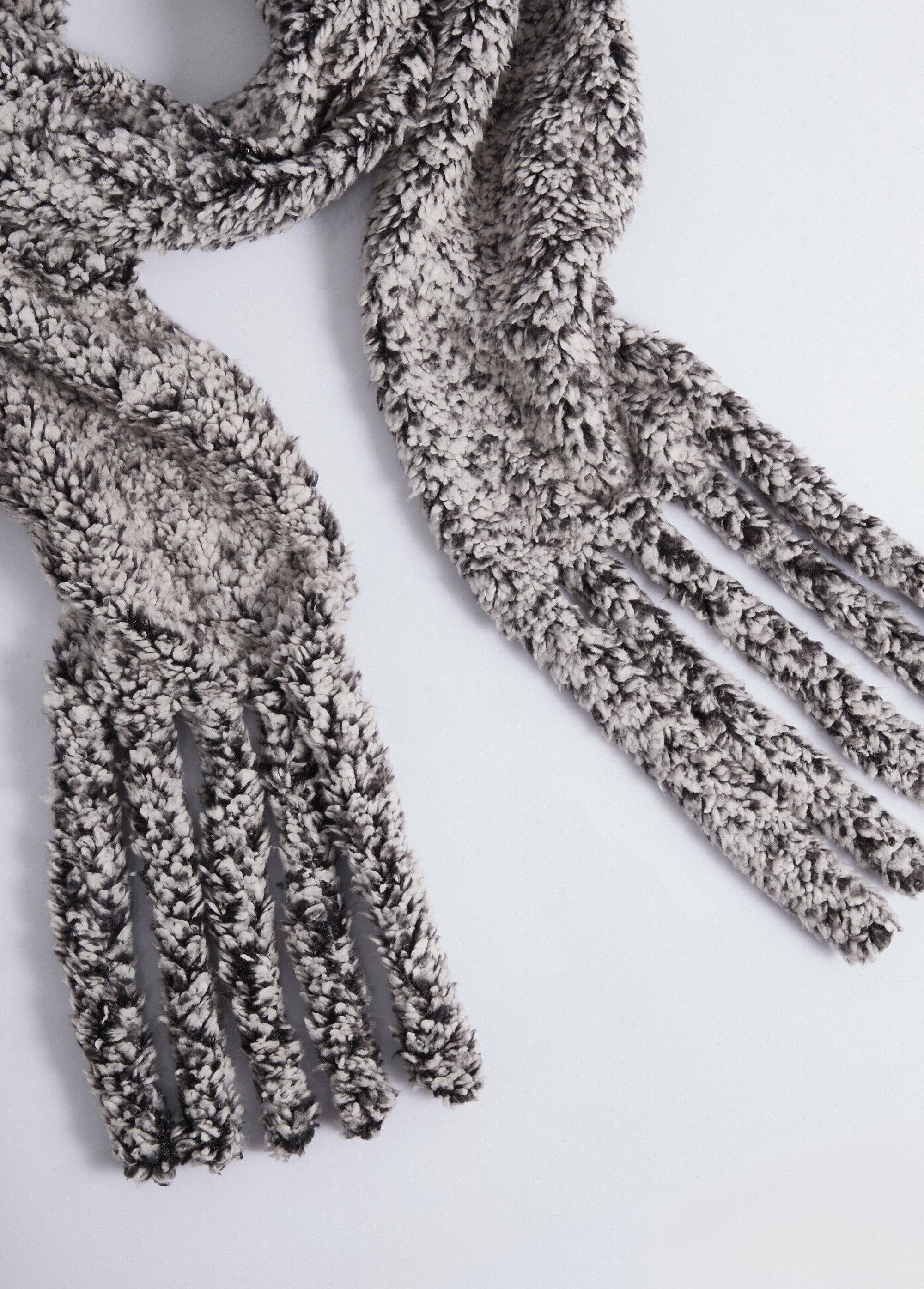 Echarpe_chaude_en_polaire_façon_sherpa_Gris_fonce_DE1_slim