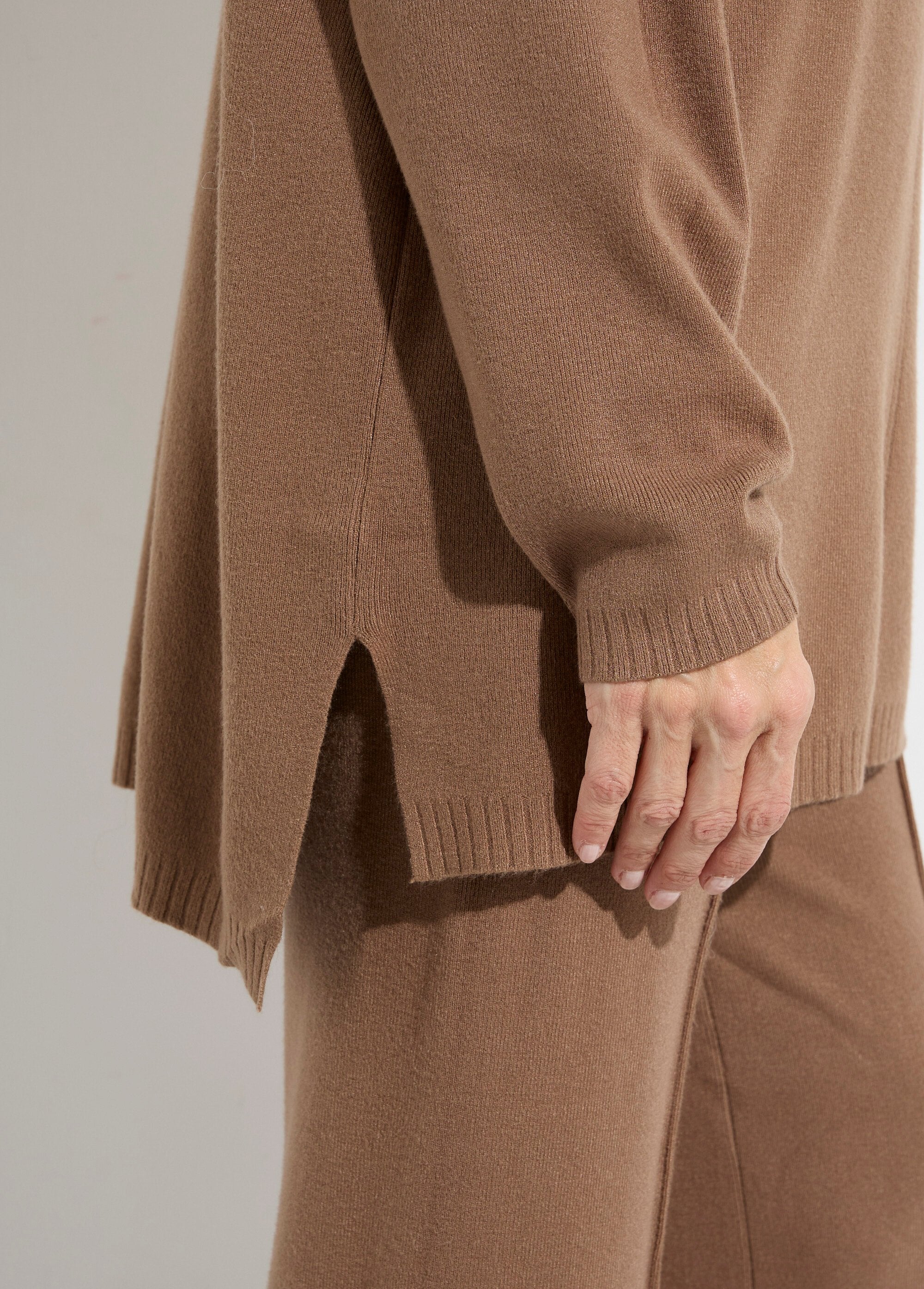 Set_casacca_+_pantaloni_in_maglia_Camel_DE3_slim