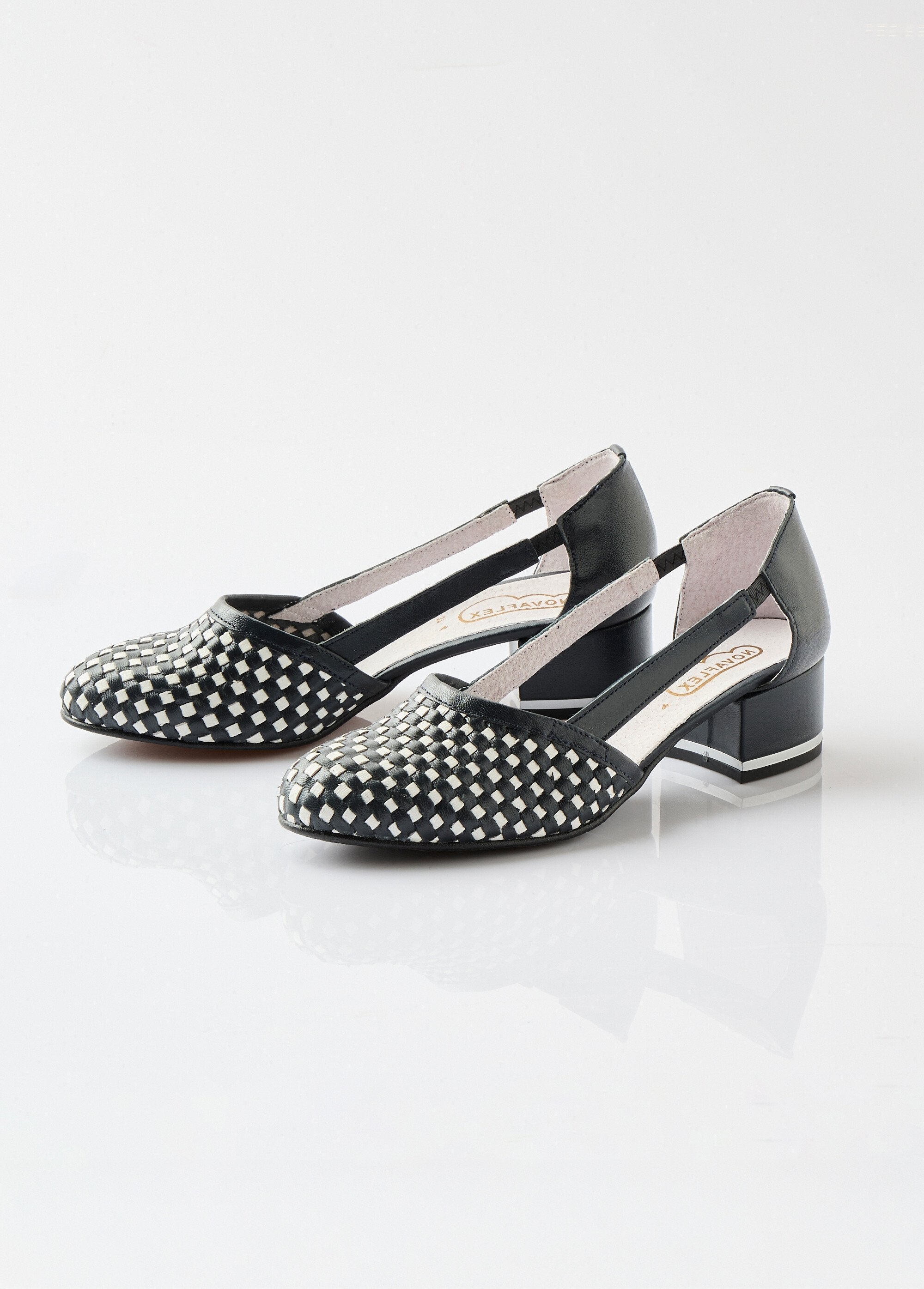 Décolleté_in_pelle_Blu_marino_e_bianco_DE1_slim