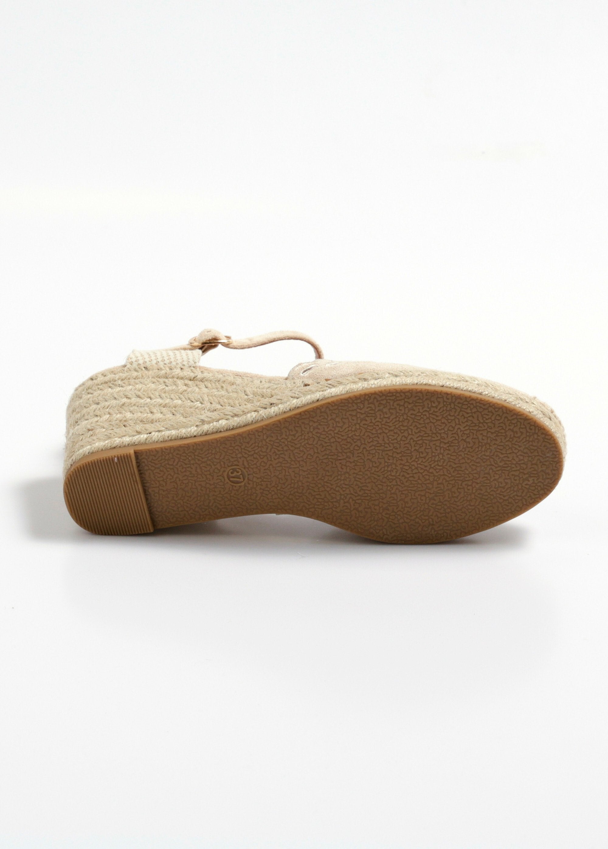 Espadrillas_con_dettagli_traforati_Beige_UN1_slim