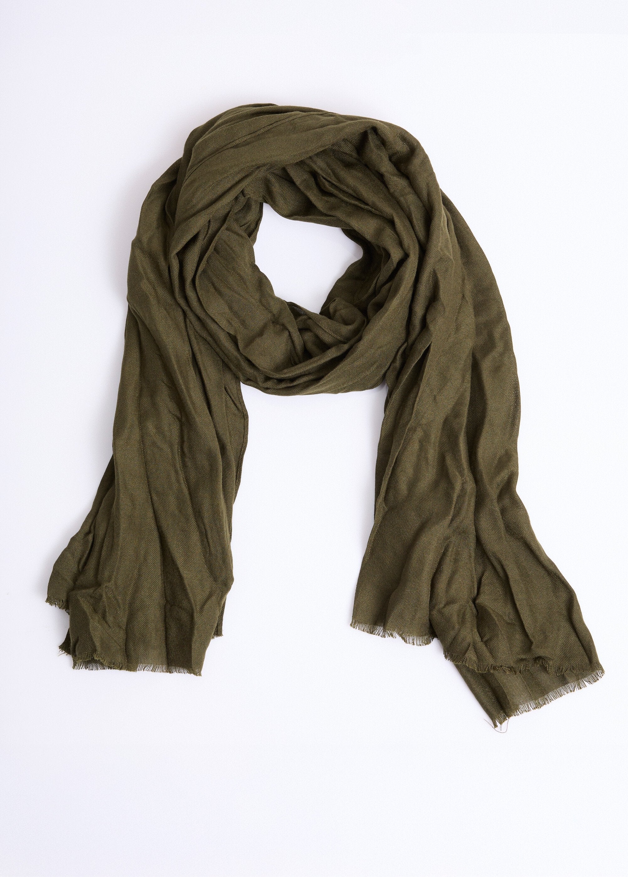 Foulard_type_chèche_avec_petites_franges_Vert_DE1_slim