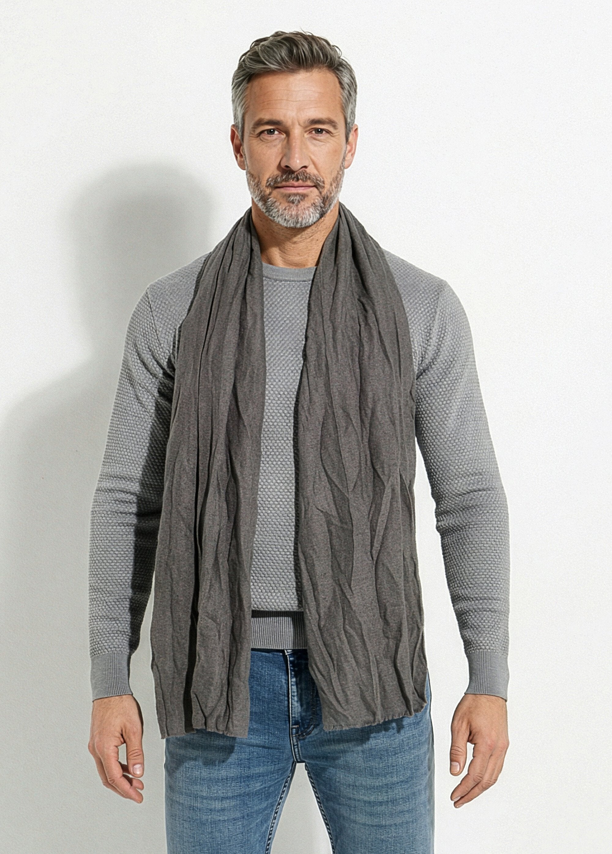Foulard_type_chèche_avec_petites_franges_Gris_FA1_slim
