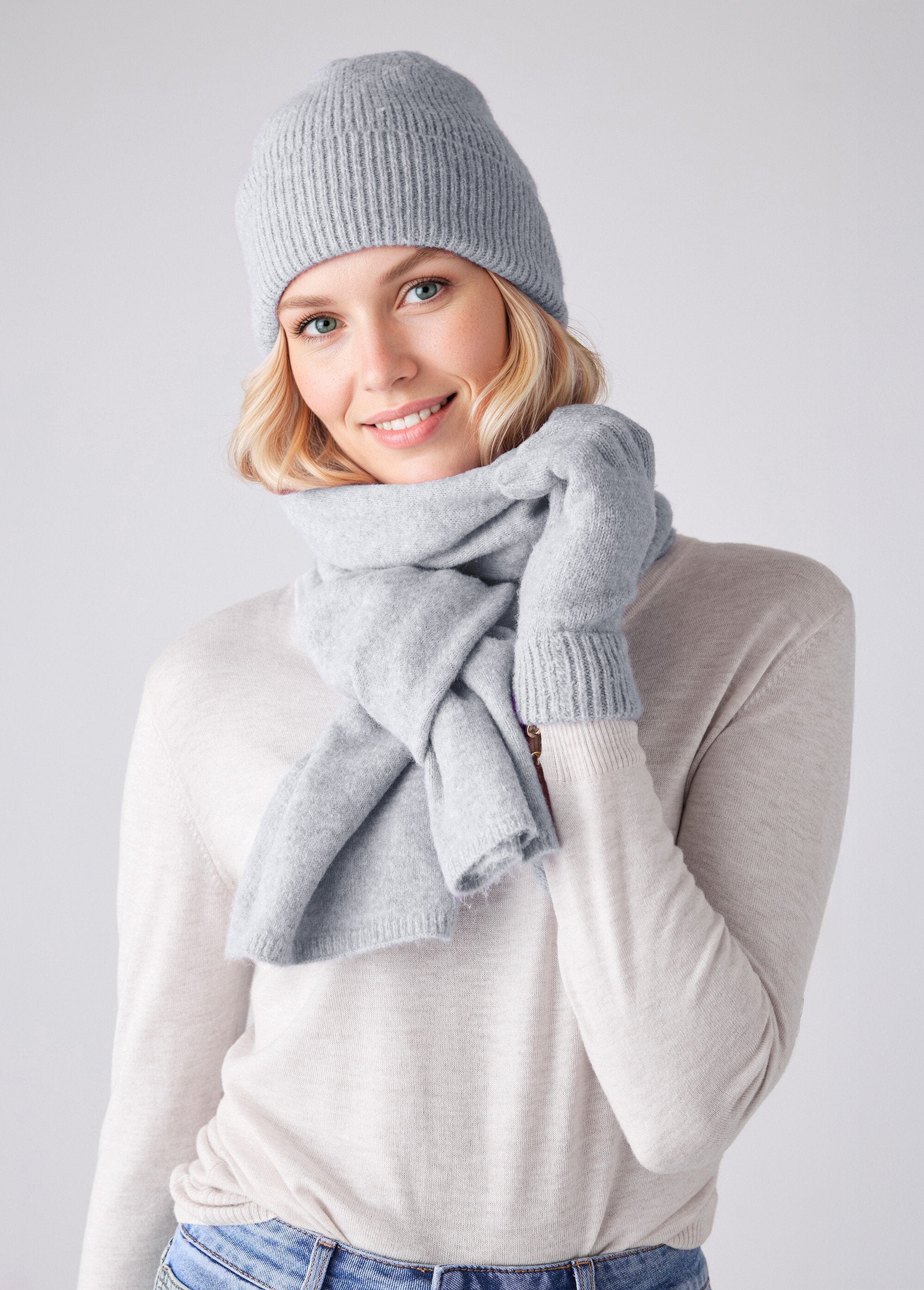 Guanti_caldi_di_lana_lavorati_a_maglia_Gris_chine_SF1_slim