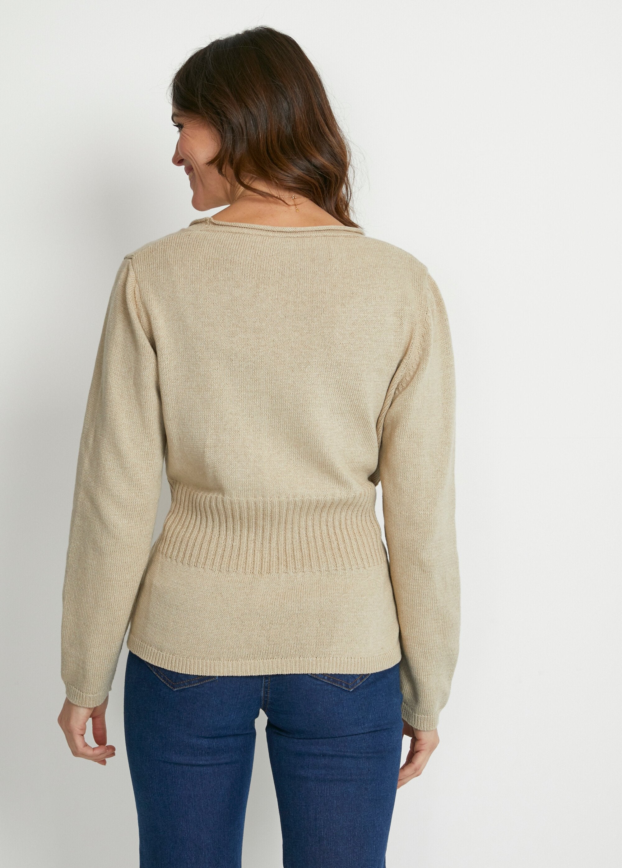 Gilet_con_cravatta_da_un_lato_e_dall'altro_Ficelle_DO1_slim