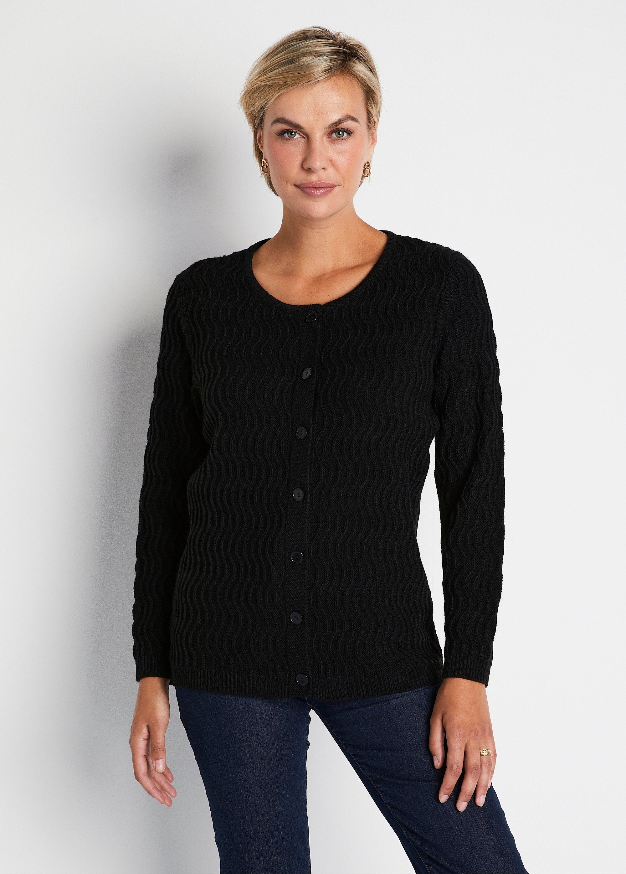 Cardigan_corto_a_maglia_fantasia_con_bottoni_NERO_FA1_slim