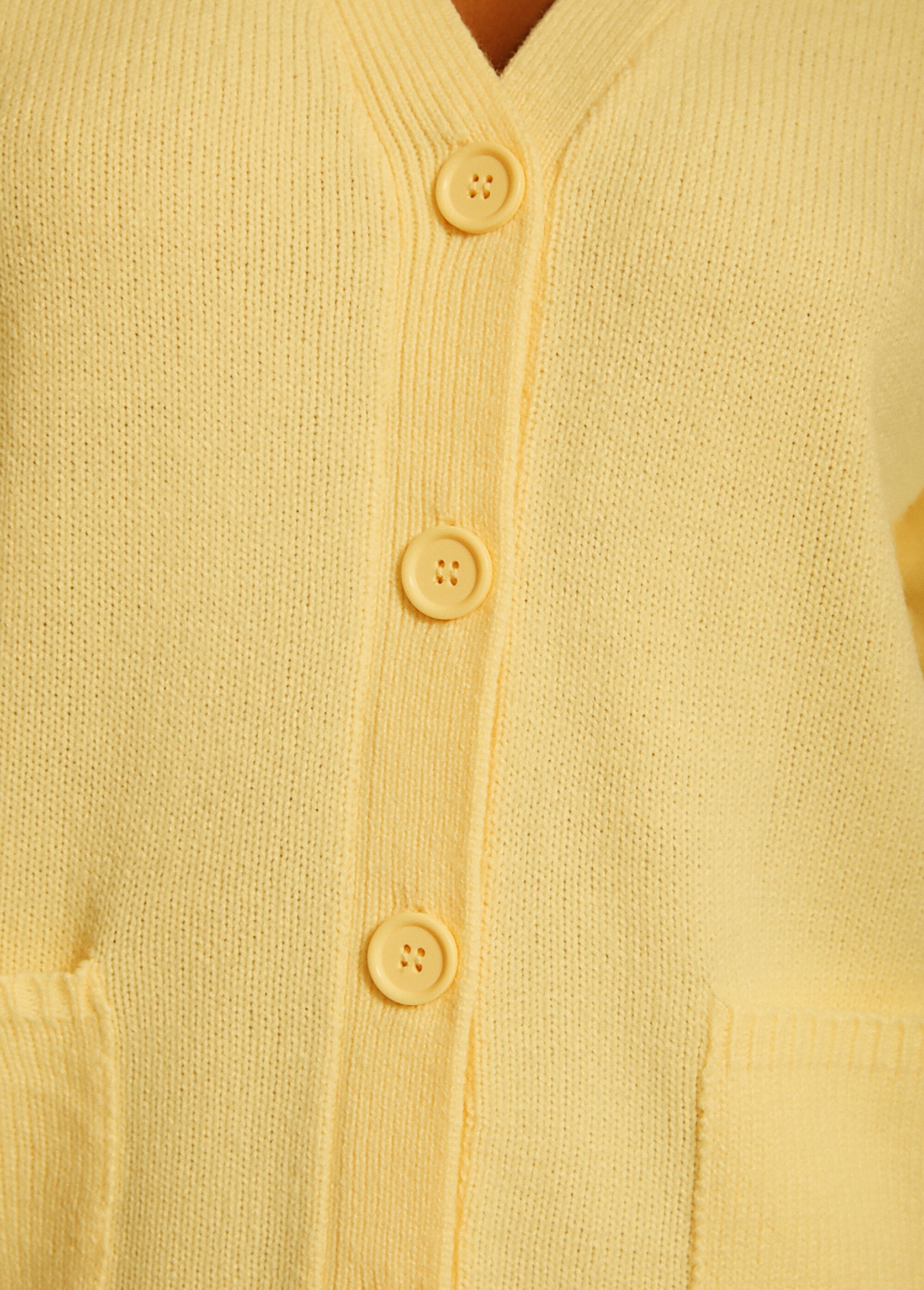 Cardigan_abbottonato_in_maglia_spessa_Vaniglia_DE1_slim