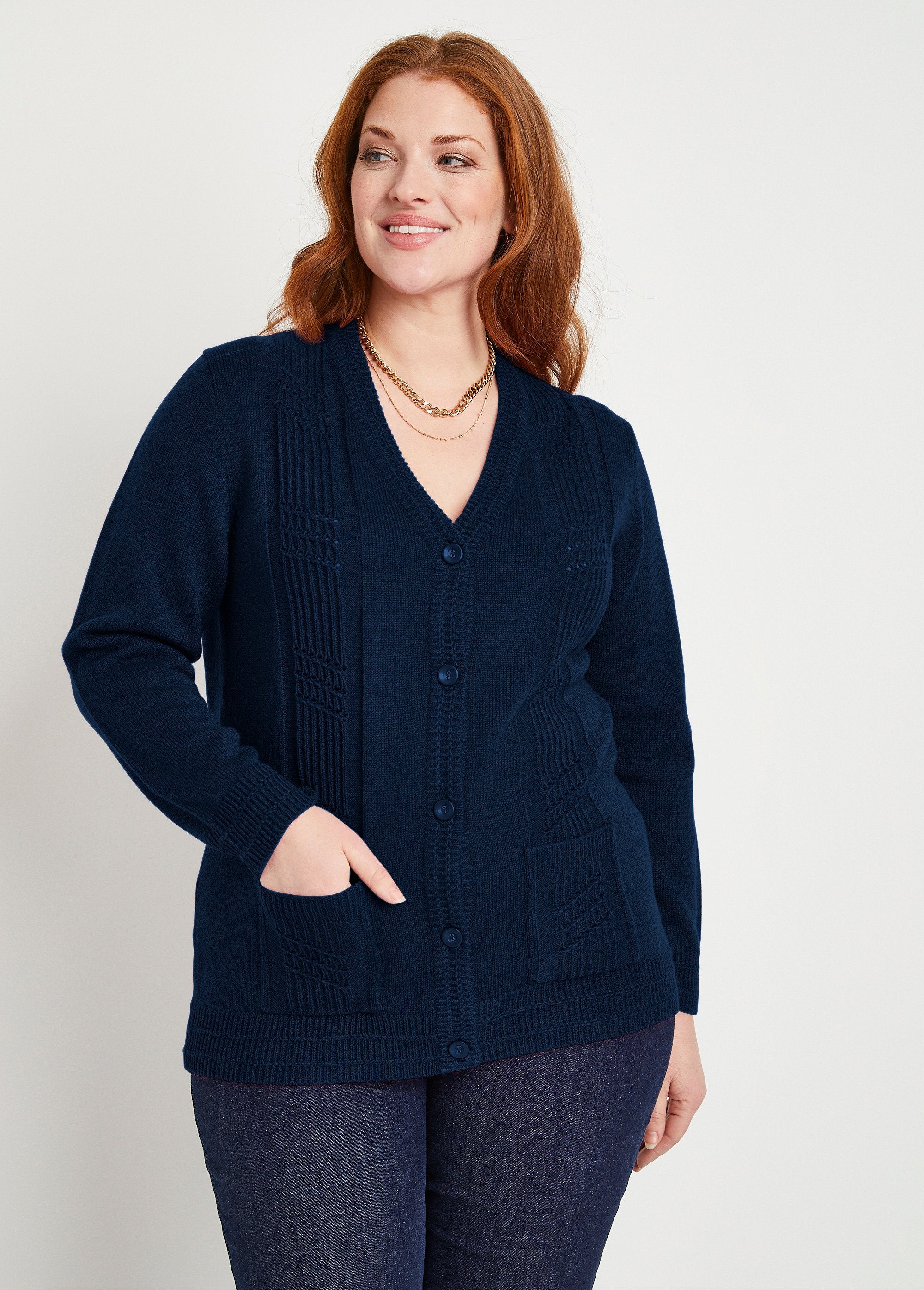 Cardigan_a_maniche_lunghe_con_bottoni_Marino_FA1_curvy