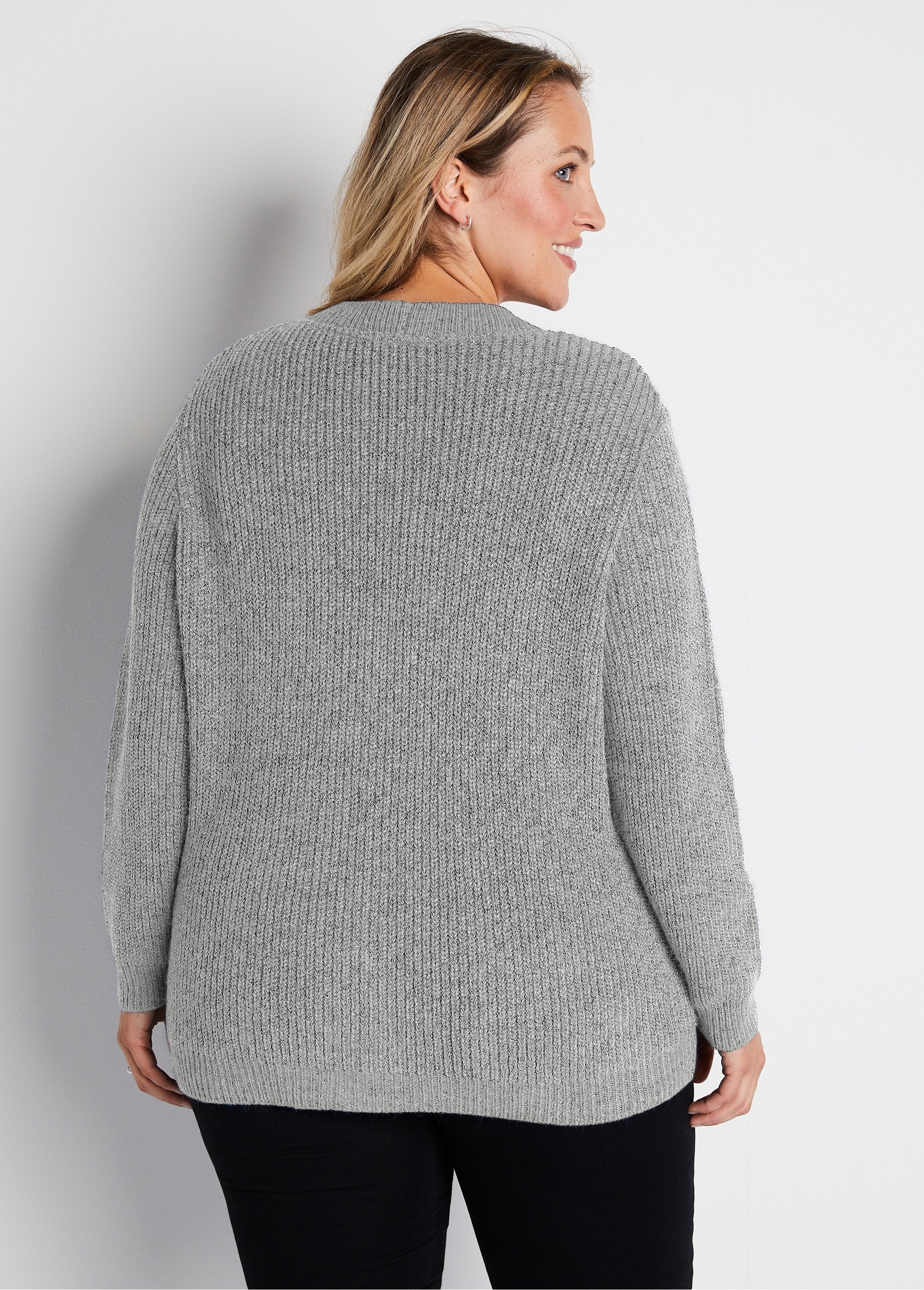 Cardigan_abbottonato_di_media_lunghezza_in_maglia_perlata_con_lana_GRIGIO_DO1_curvy