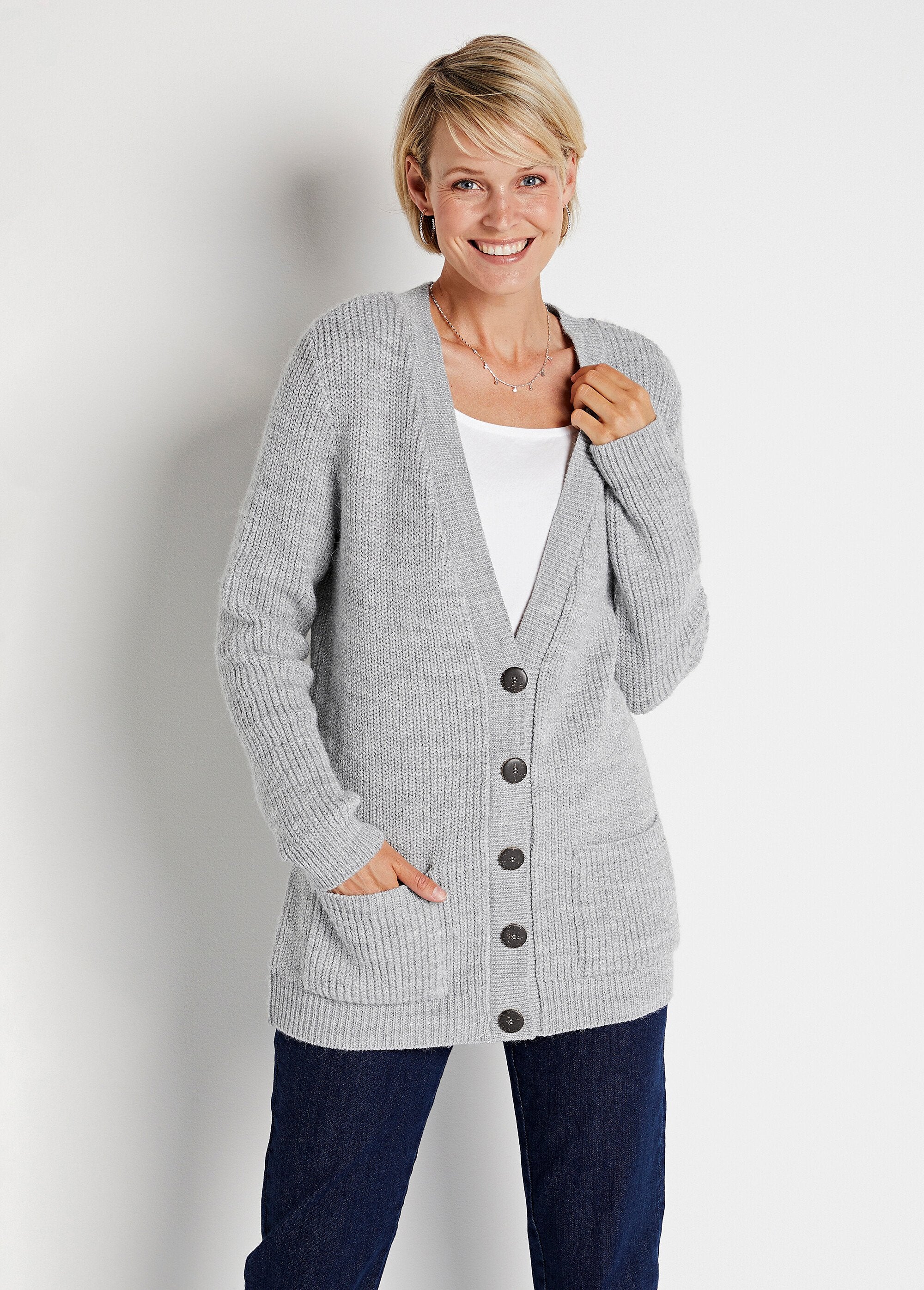 Cardigan_abbottonato_di_media_lunghezza_in_maglia_perlata_con_lana_GRIGIO_FA1_slim