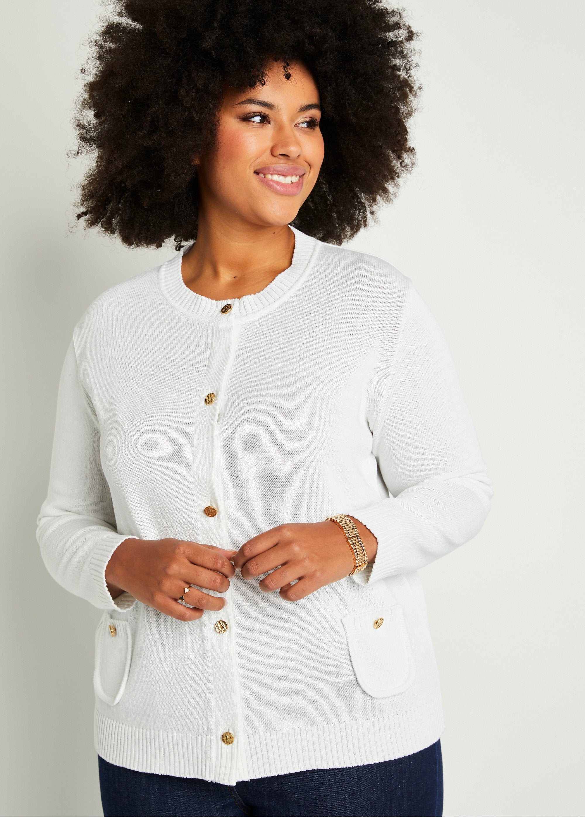 Cardigan_corto_con_bottoni_BIANCO_DE1_curvy