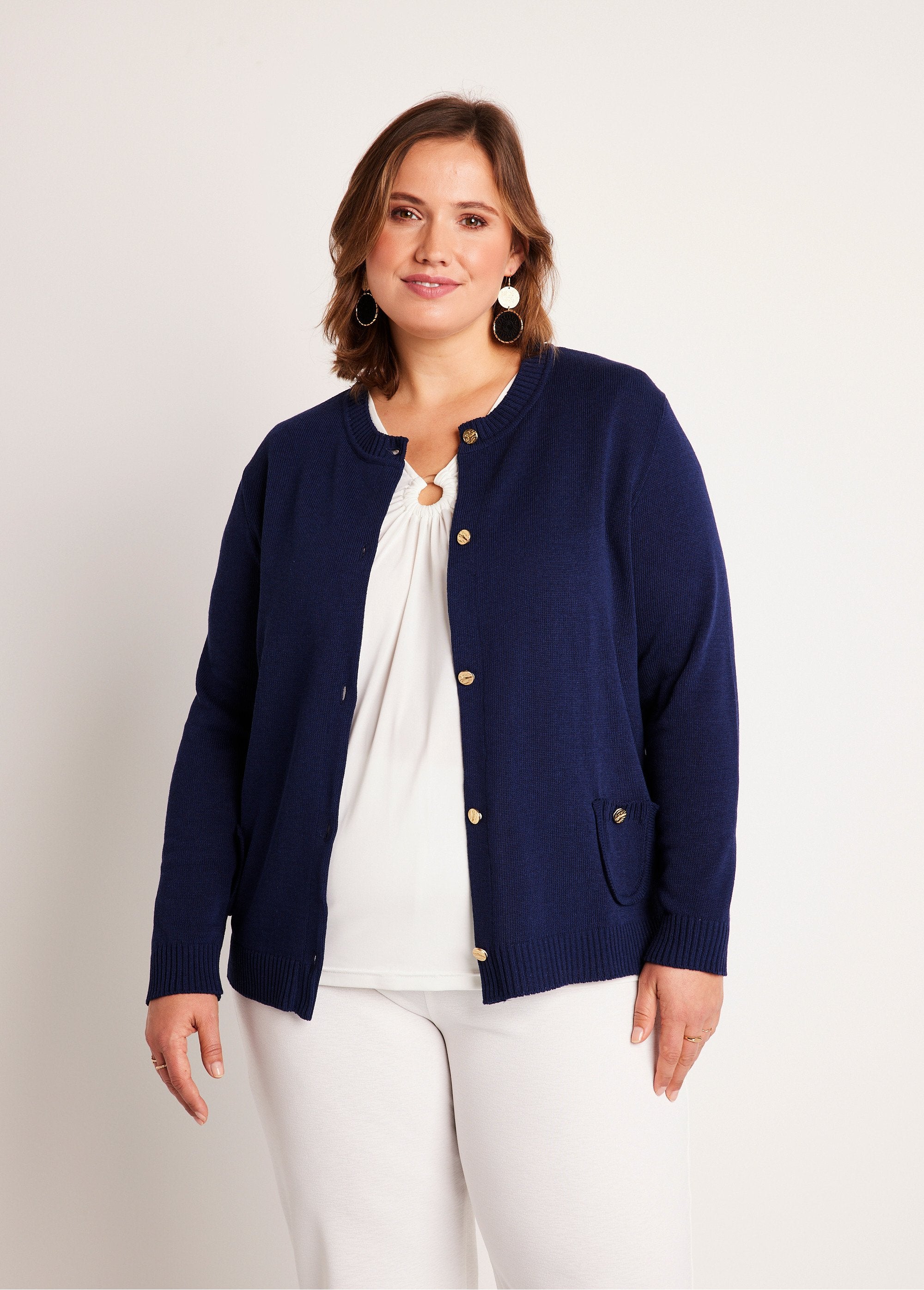 Cardigan_corto_con_bottoni_Marino_FA1_curvy