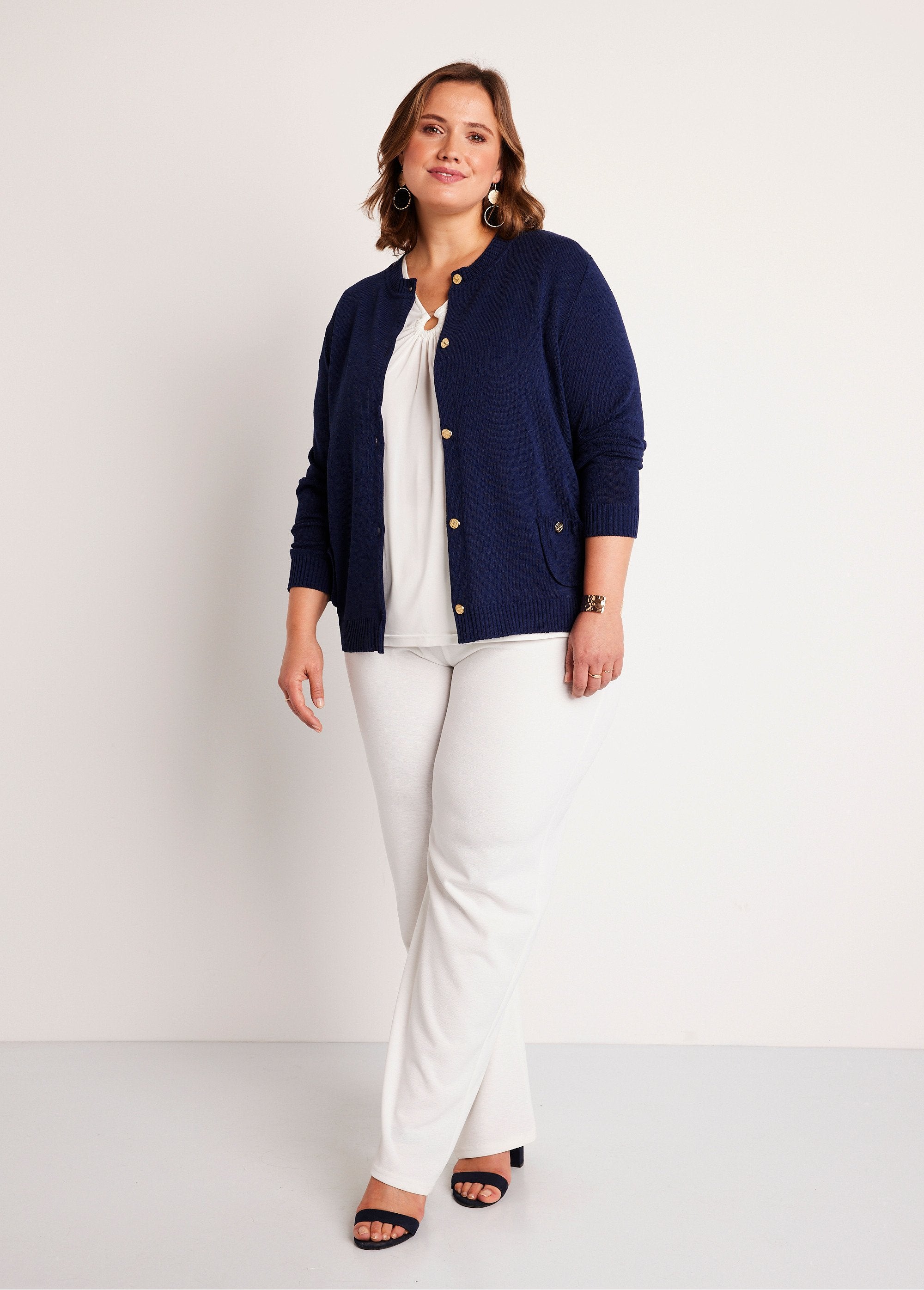 Cardigan_corto_con_bottoni_Marino_SF1_curvy