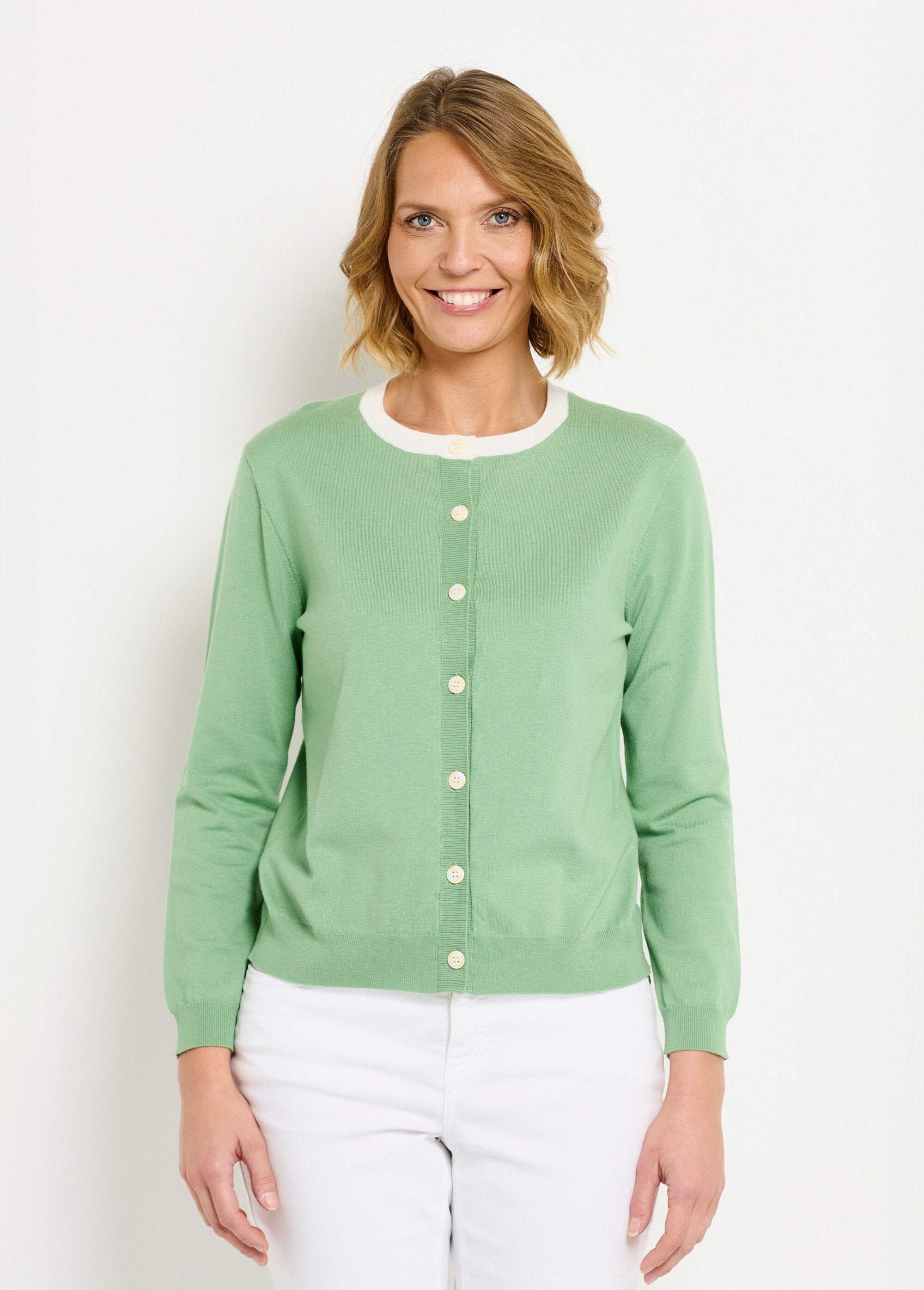 Gilet_cardigan_doux_col_rond_boutonné_Vert_d_eau_FA1_slim