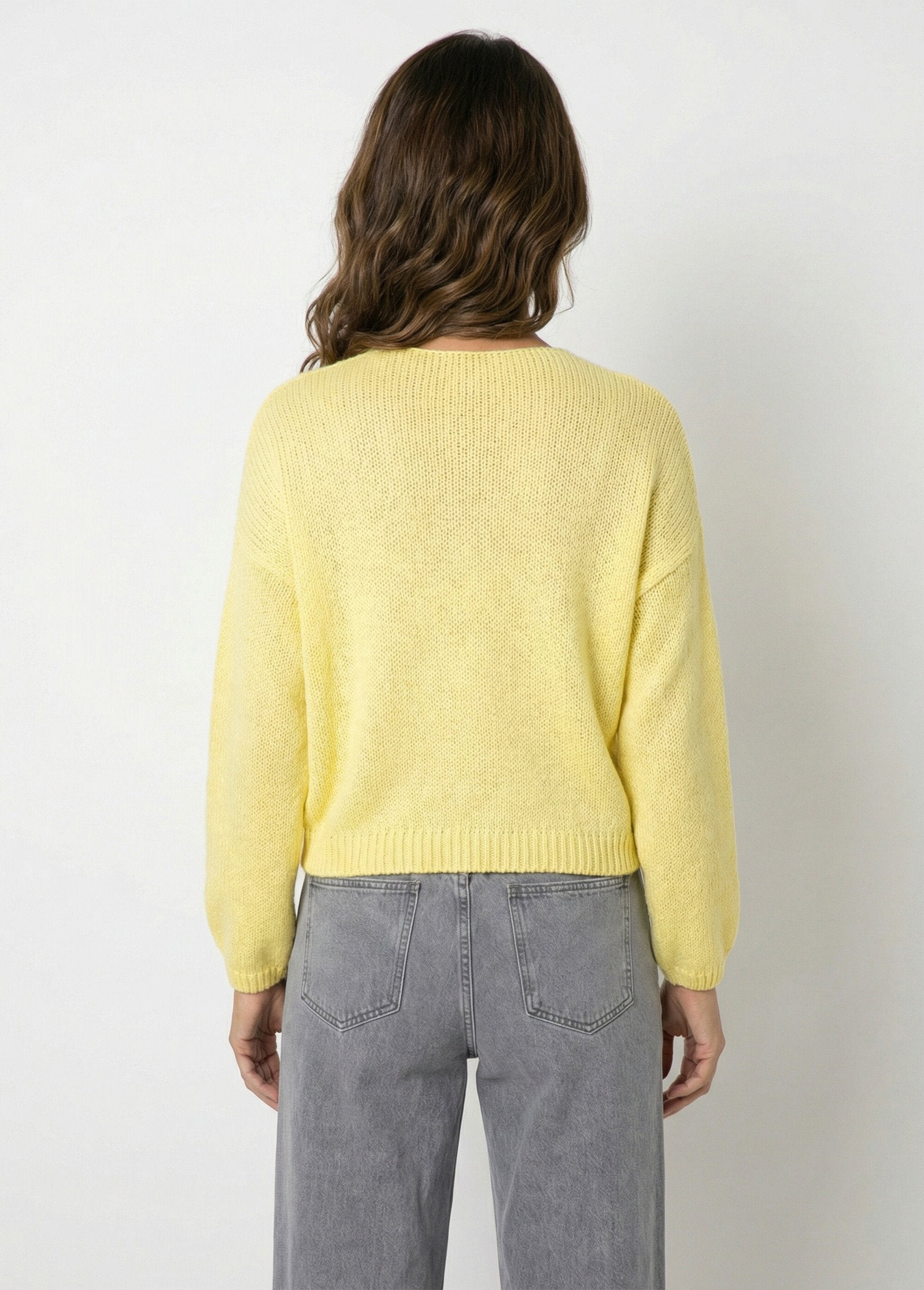 Caldo_cardigan_in_mohair_con_scollo_a_V_Jaune_DO1_slim