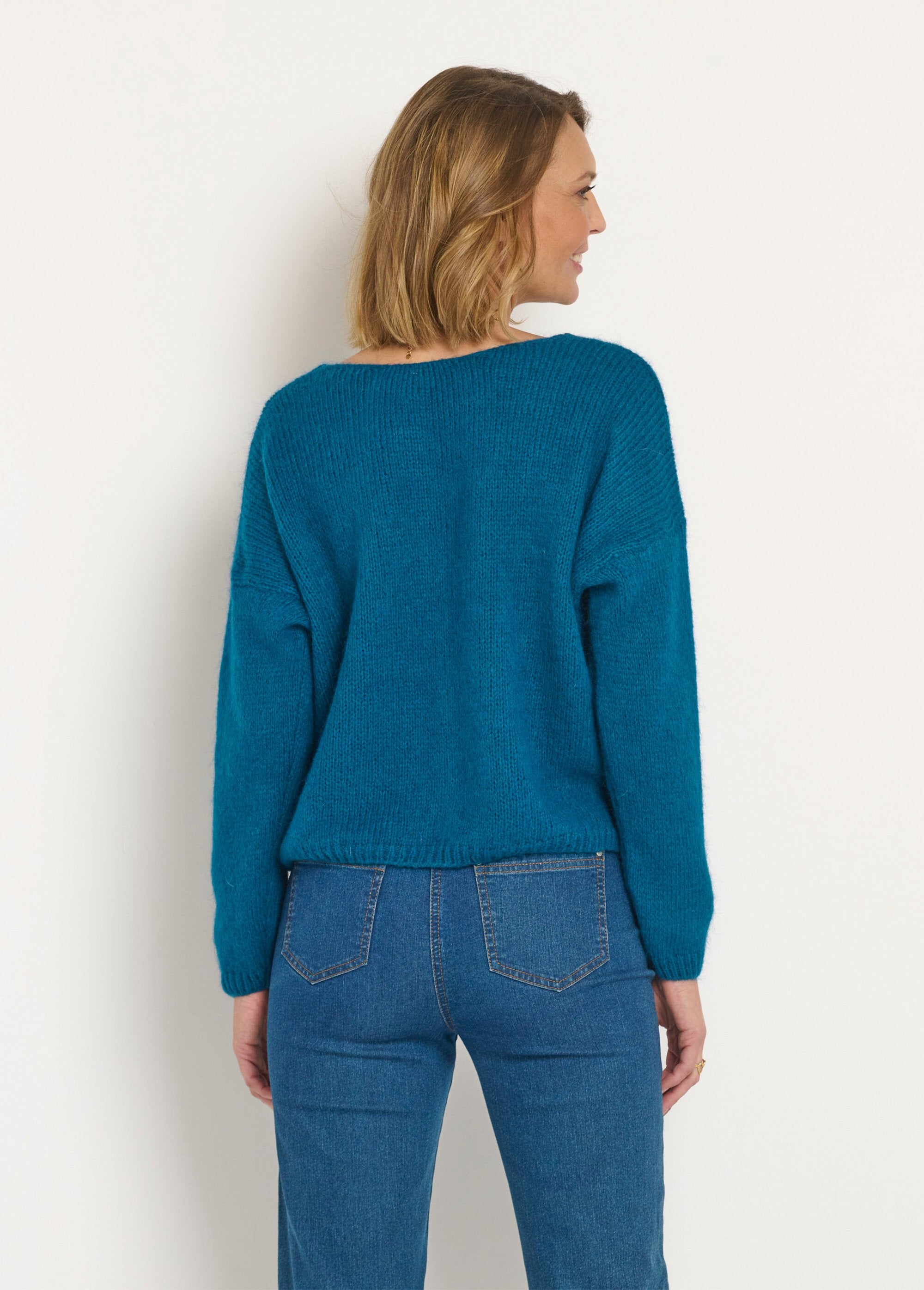 Caldo_cardigan_in_mohair_con_scollo_a_V_Vert_lagon_DO1_slim