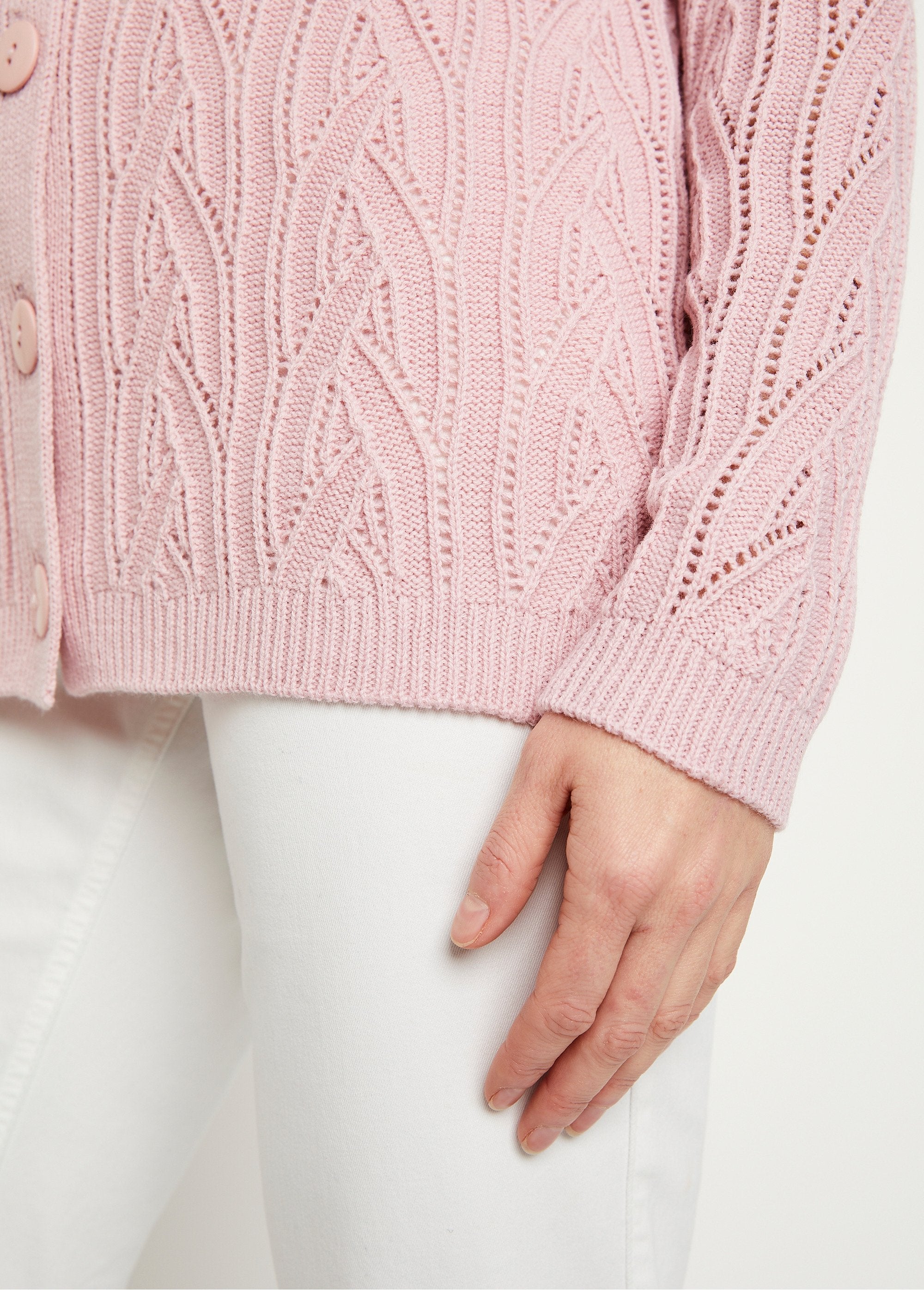 Cardigan_corto_traforato_con_bottoni_ROSA_DE2_slim