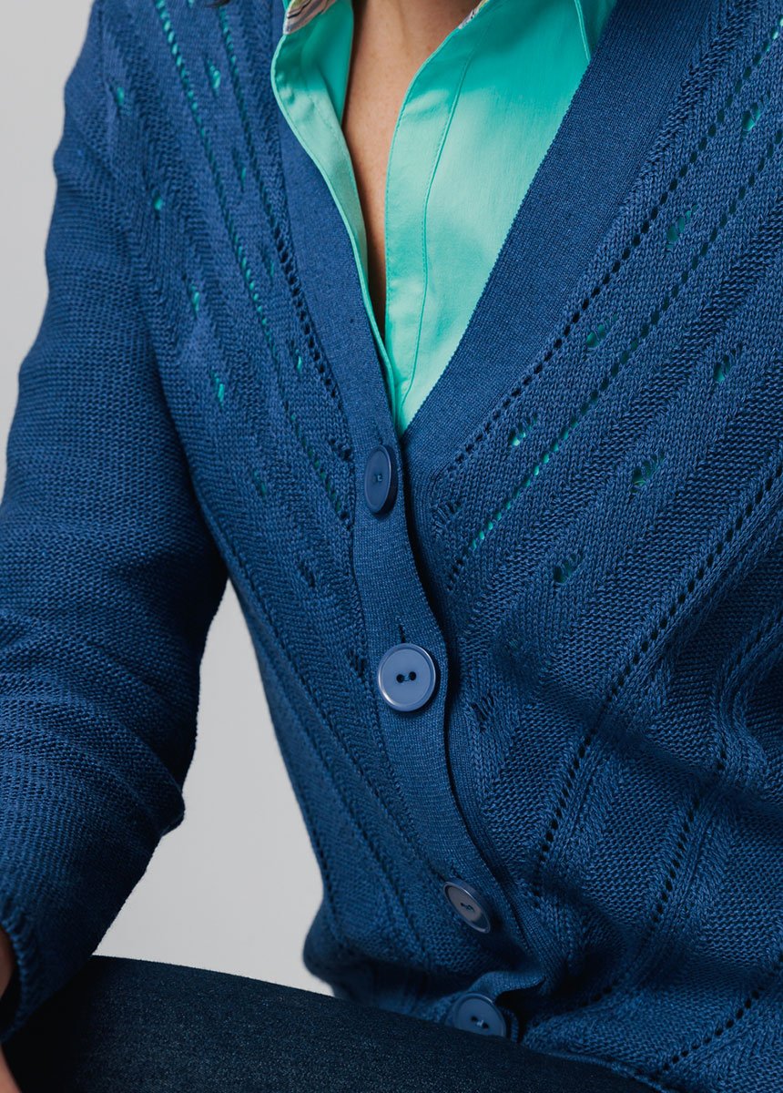 Cardigan_traforato_con_scollo_a_V_Bleu_DE1_slim