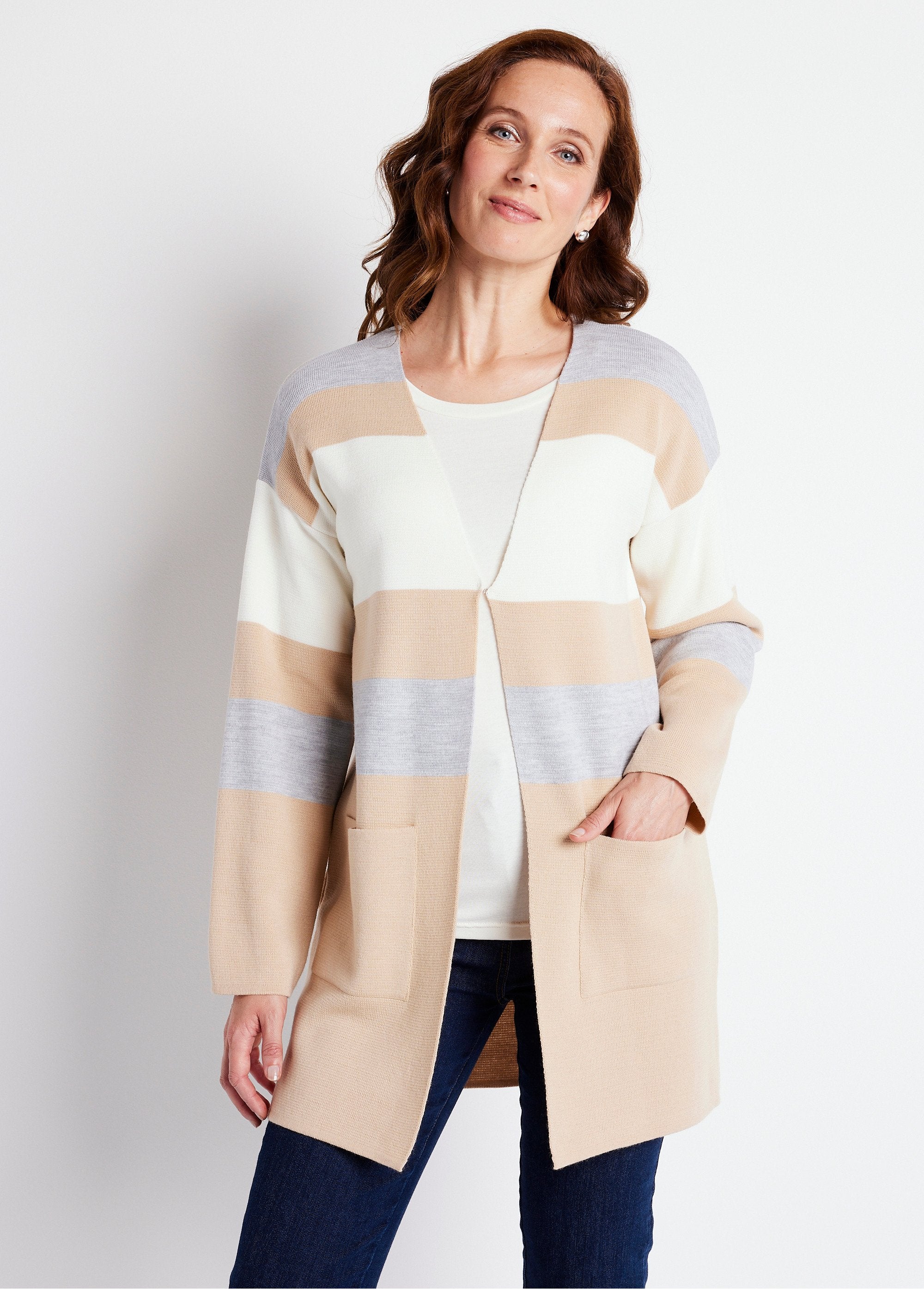 Cardigan_lungo_con_scollo_a_V_in_jacquard_a_righe_Beige_ed_ecru_FA1_slim