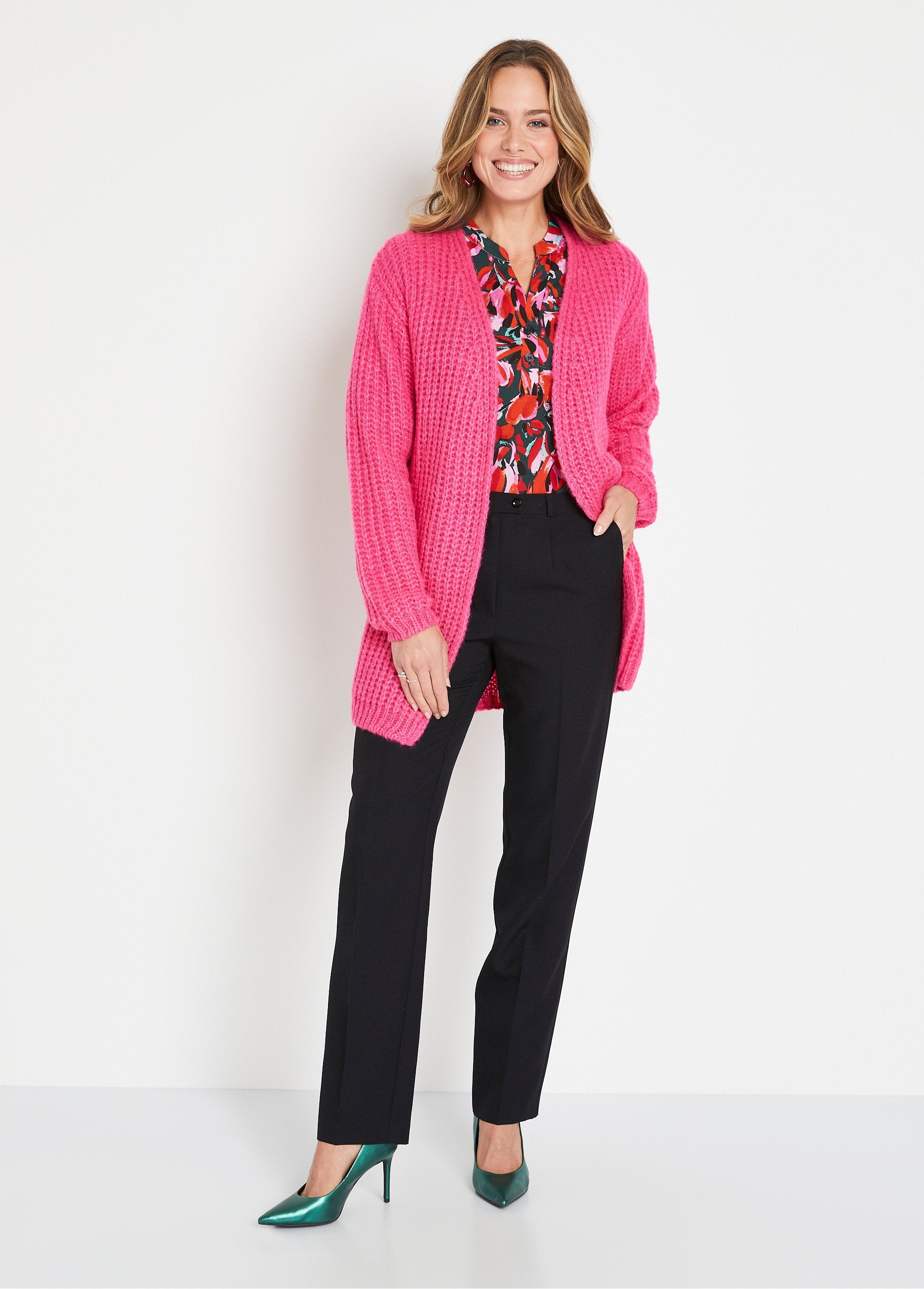 Cardigan_lungo_in_tinta_unita,_da_bordo_a_bordo,_a_maglia_larga_Fuchsia_SF1_slim