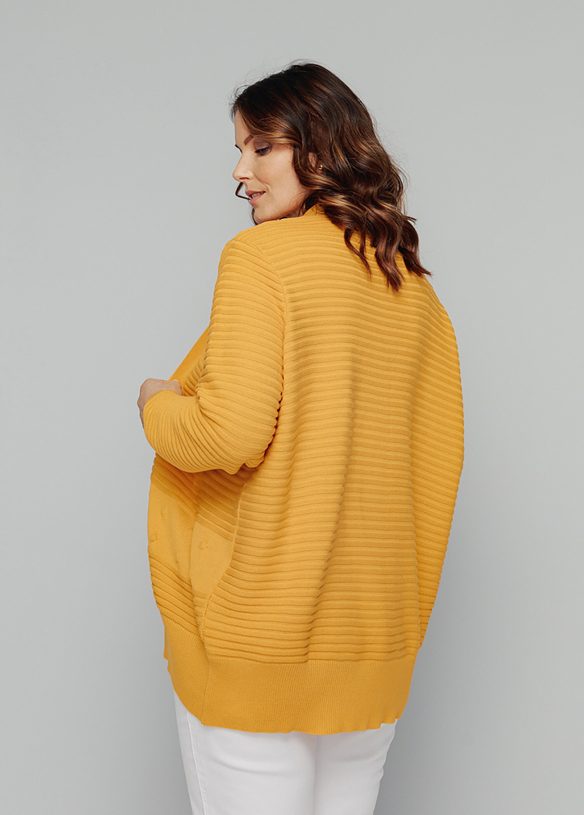 Cardigan_a_maniche_lunghe_in_maglia_Miel_DO1_curvy