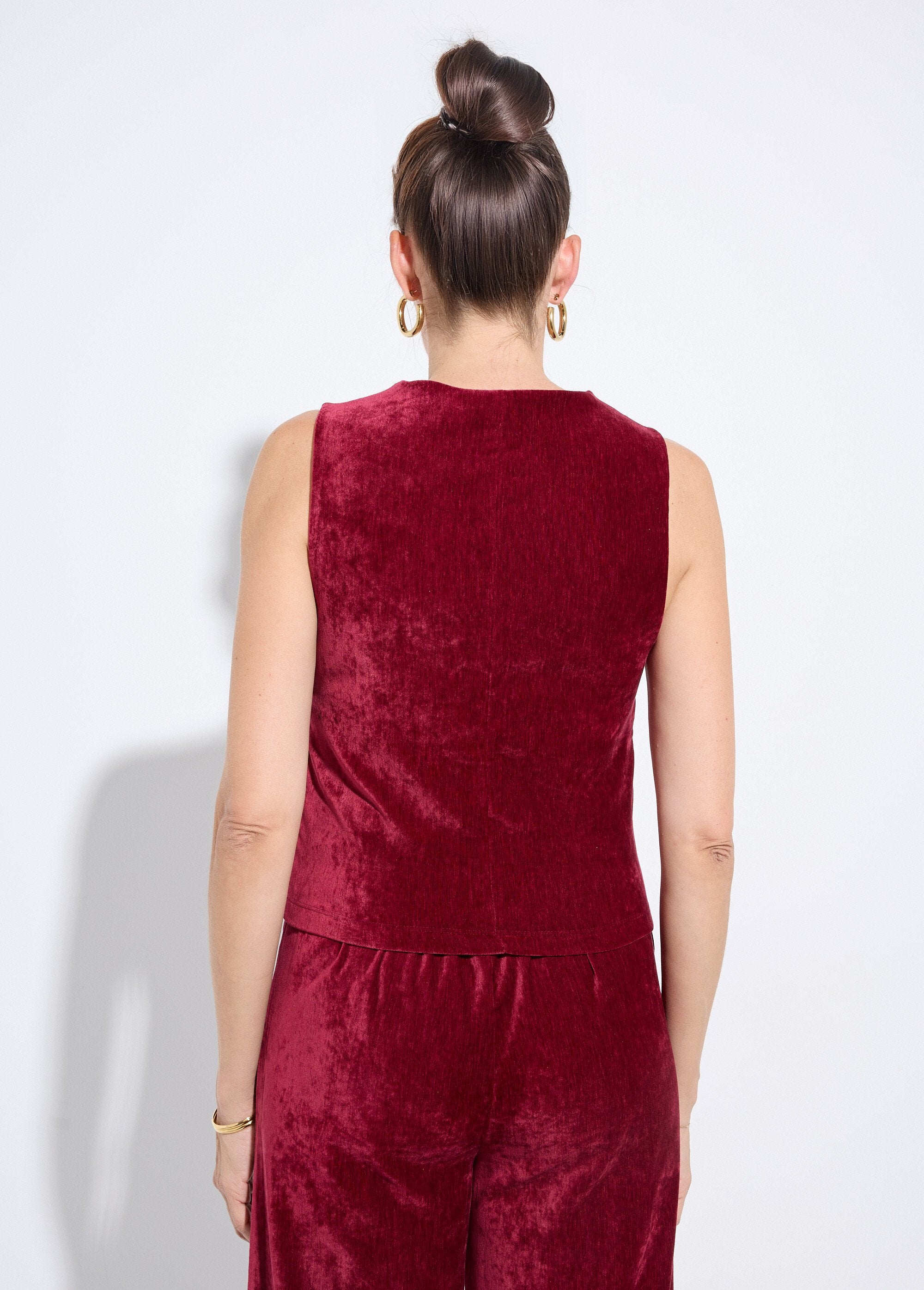 Gilet_senza_maniche_con_bottoni_in_velluto_Bordeaux_DO1_slim