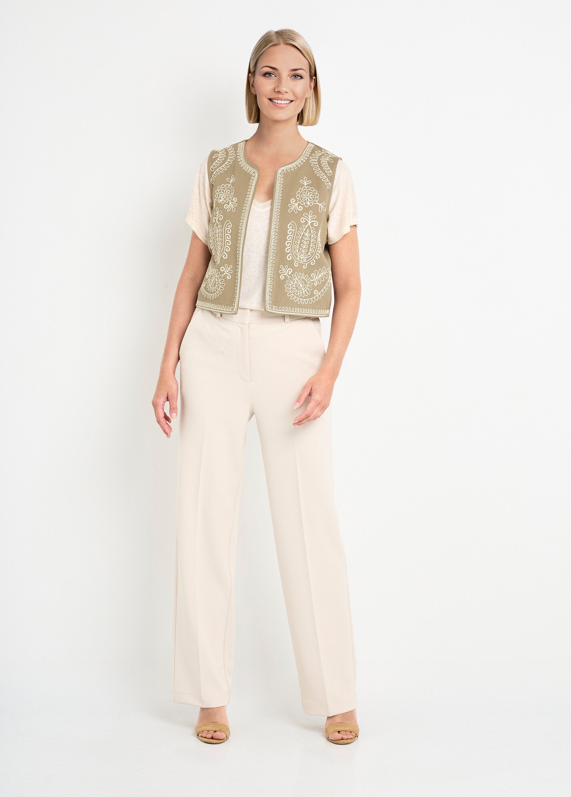 Cardigan_senza_maniche_con_ricami_in_stile_scandinavo_Kaki_SF1_slim