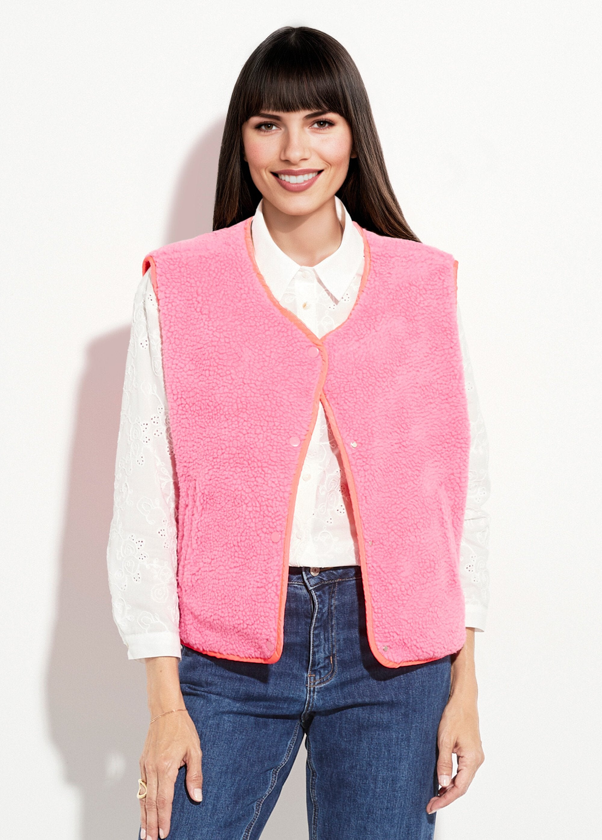 Cardigan_senza_maniche_in_ecopelliccia_fluorescente_Rose_fluo_FA1_slim