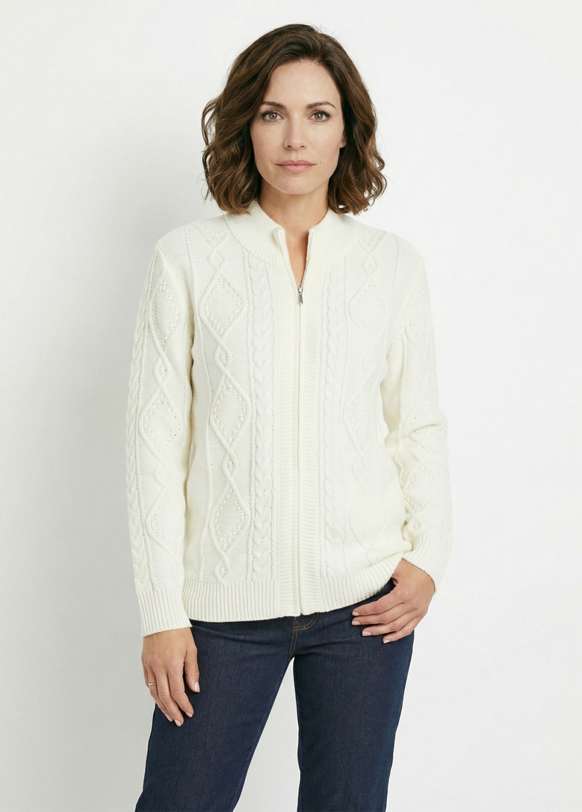 Caldo_cardigan_con_zip_e_collo_alto_lavorato_a_maglia_Ecru_FA1_slim