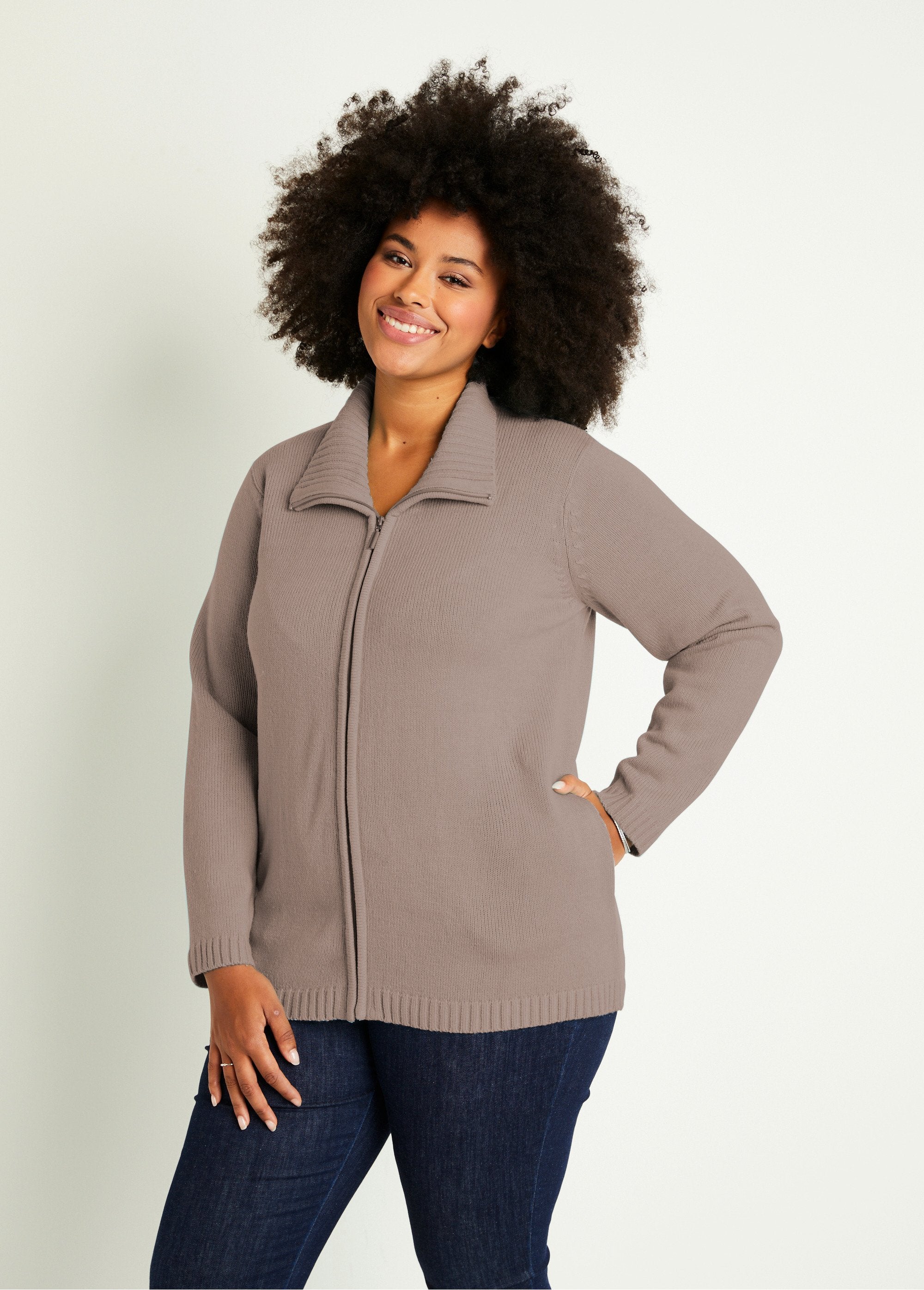 Cardigan_a_tinta_unita_con_zip_lunga_Neo_FA1_curvy