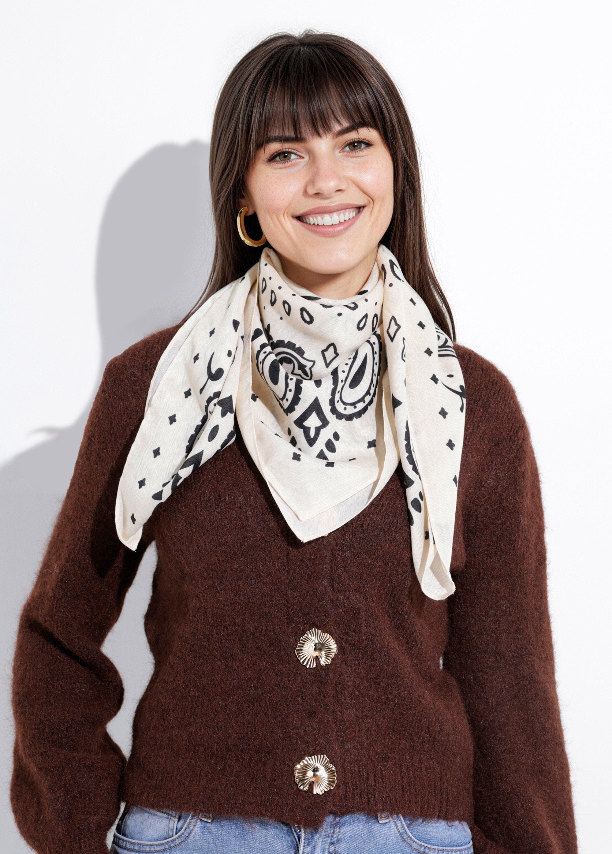 Sciarpa_a_bandana_quadrata_grande_Beige_FA1_slim